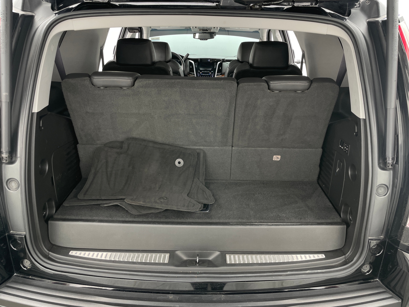 Thumbnail: 2016 Cadillac Escalade - 6