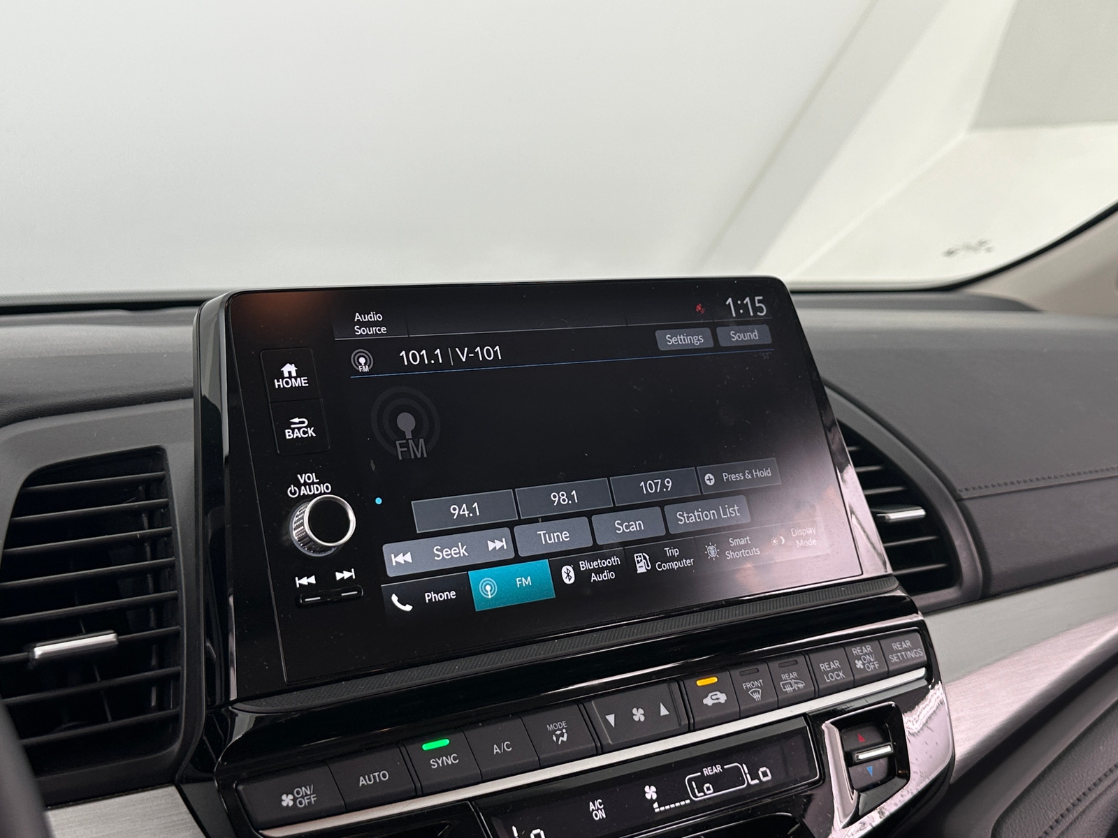 Thumbnail: 2025 Honda Odyssey - 3