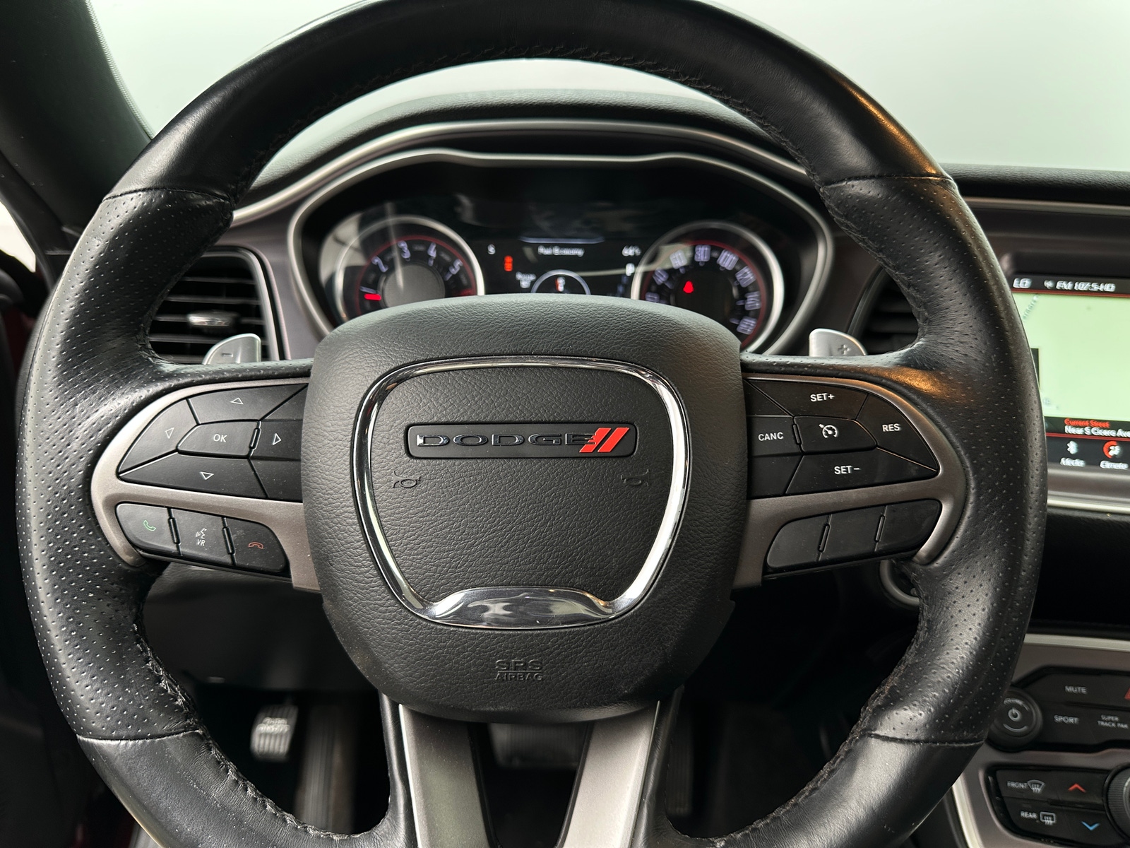 Thumbnail: 2019 Dodge Challenger - 3