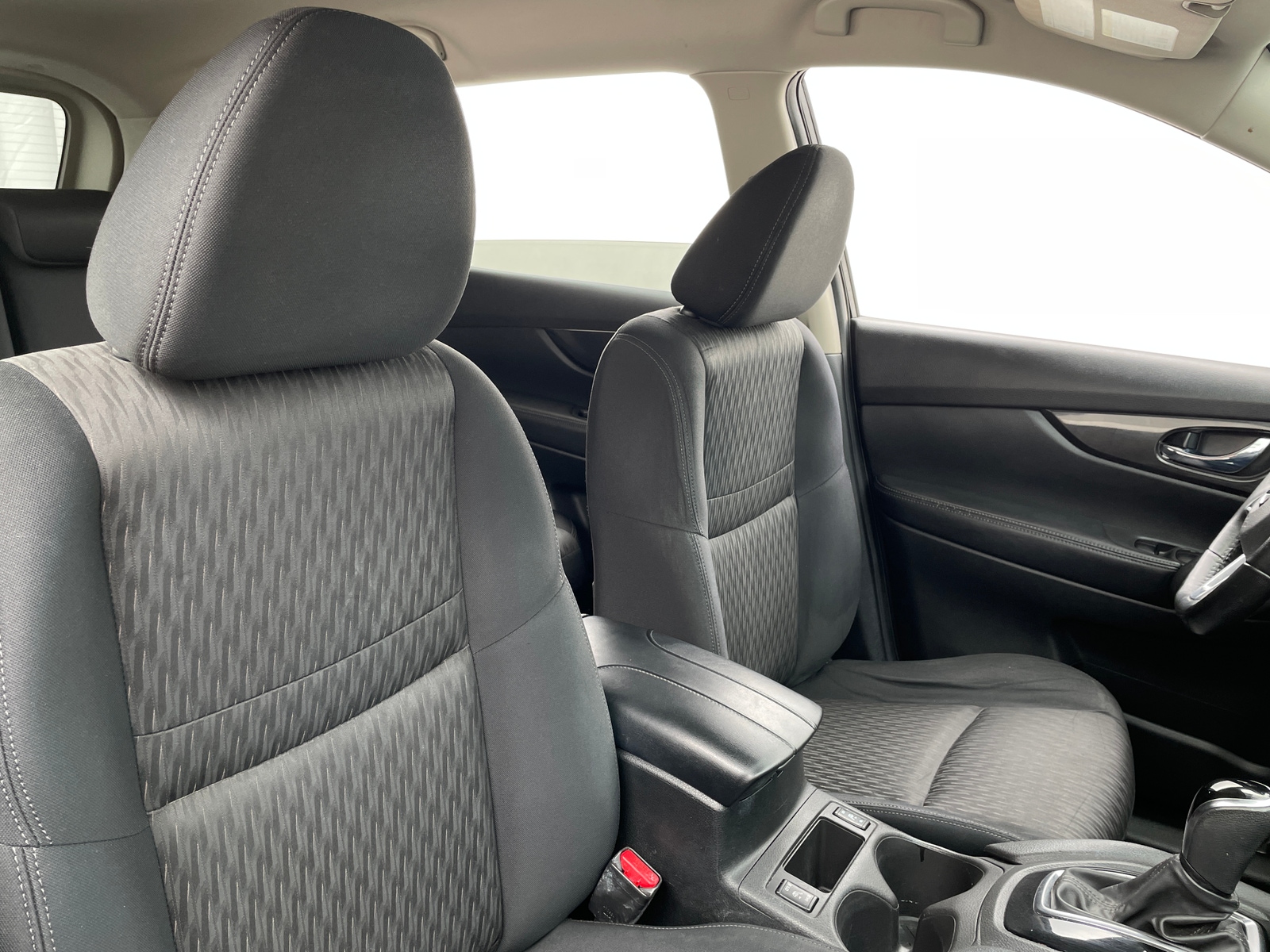 Thumbnail: 2018 Nissan Rogue - 2