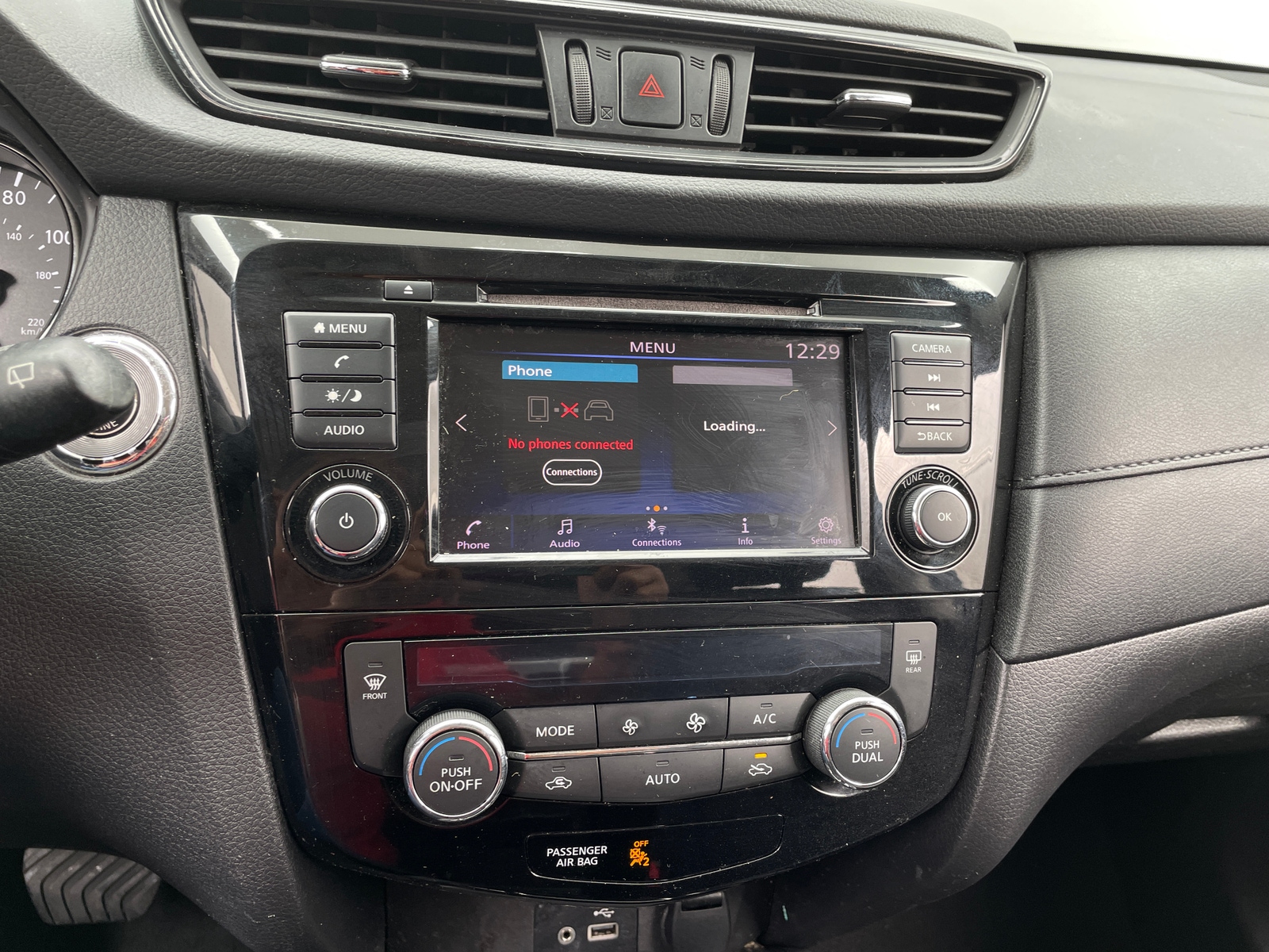 Thumbnail: 2018 Nissan Rogue - 4