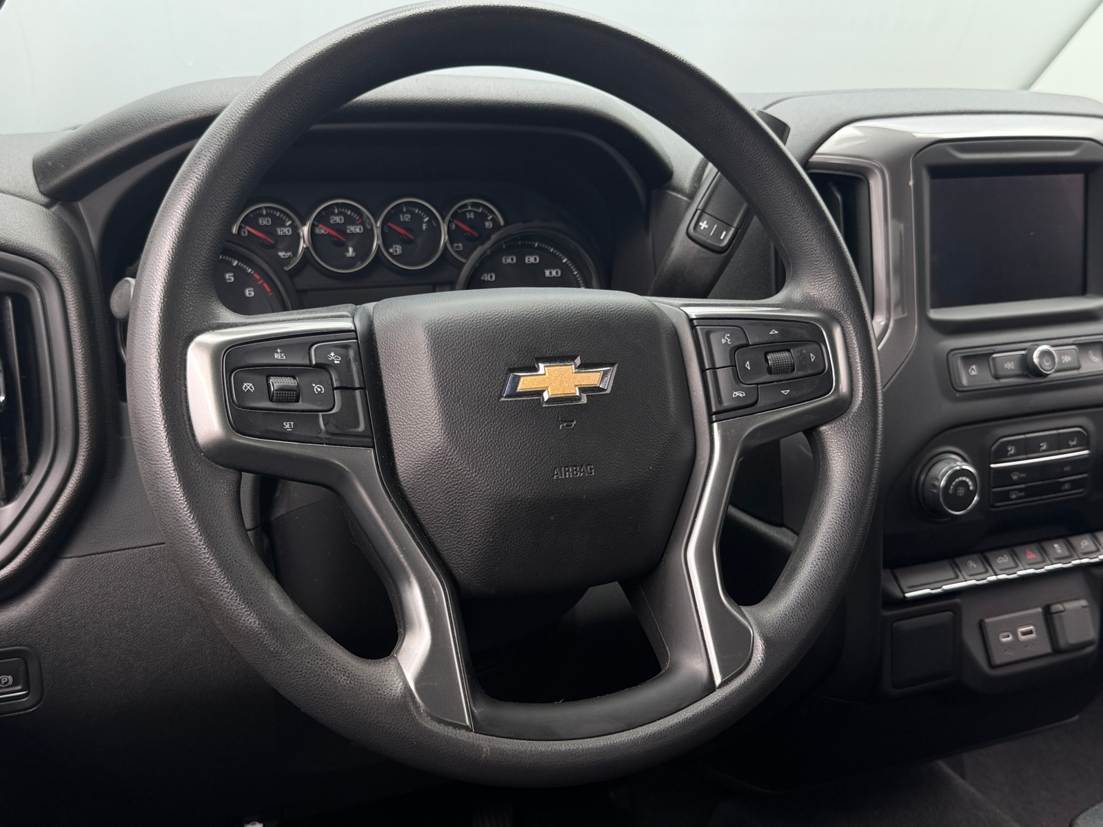 Thumbnail: 2022 Chevrolet Silverado 1500 - 5