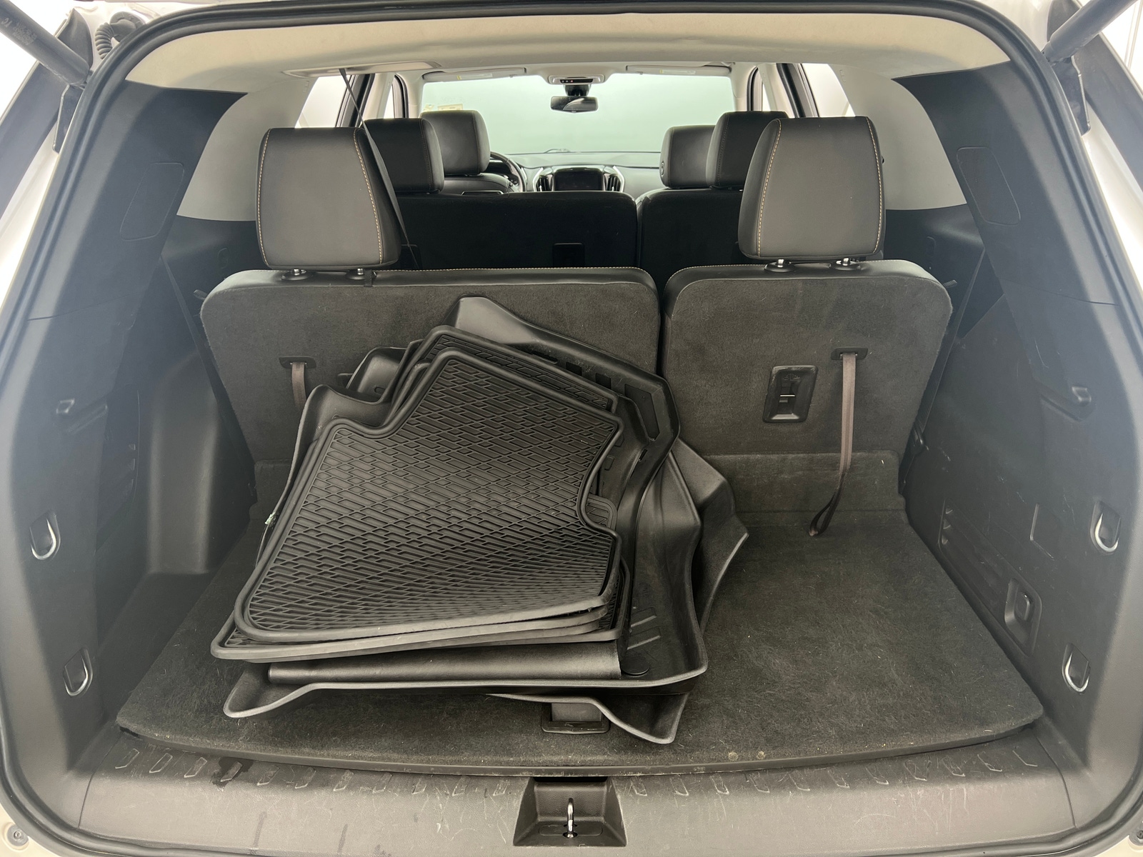 Thumbnail: 2019 Chevrolet Traverse - 6