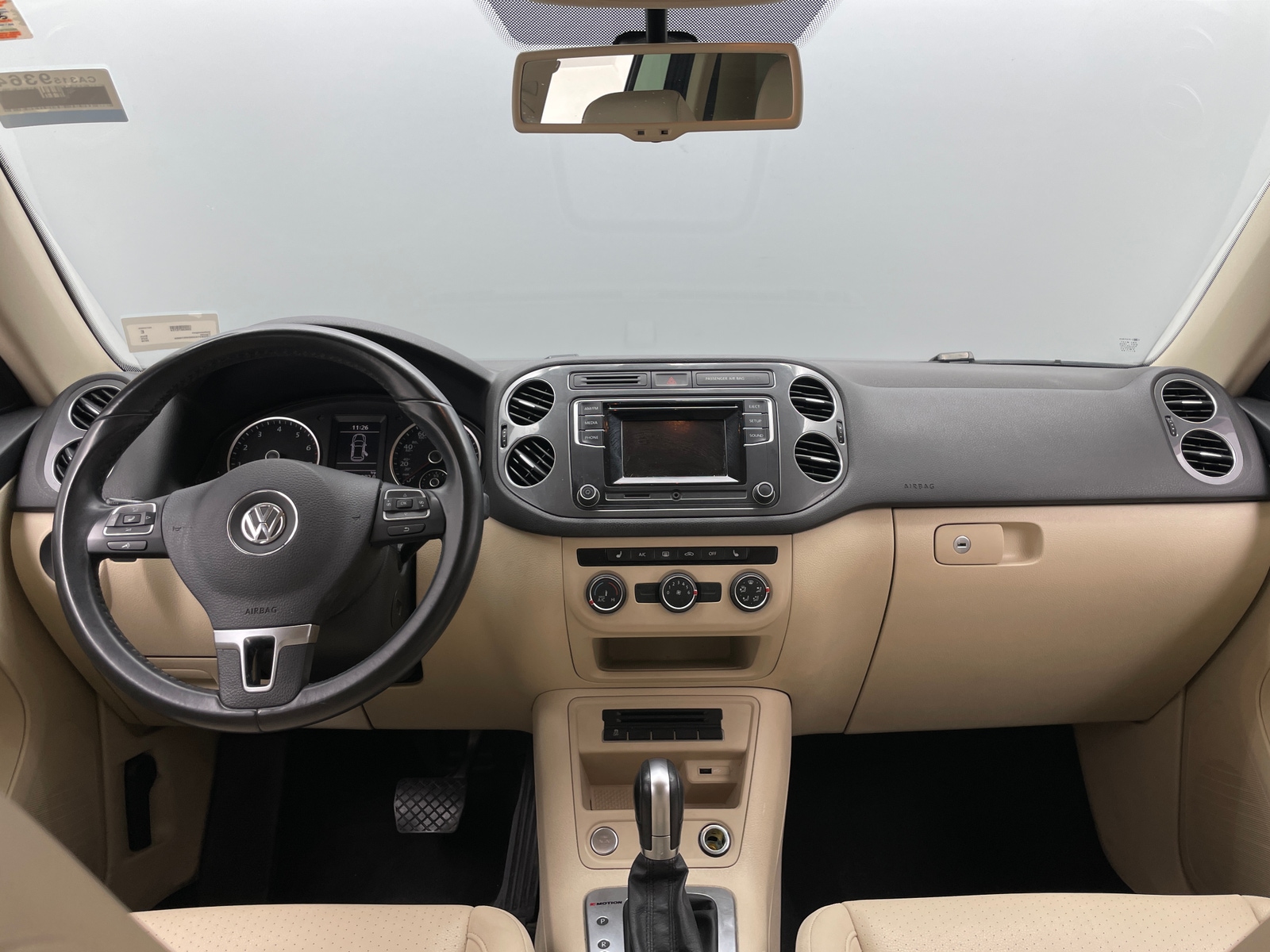 Thumbnail: 2016 Volkswagen Tiguan - 3