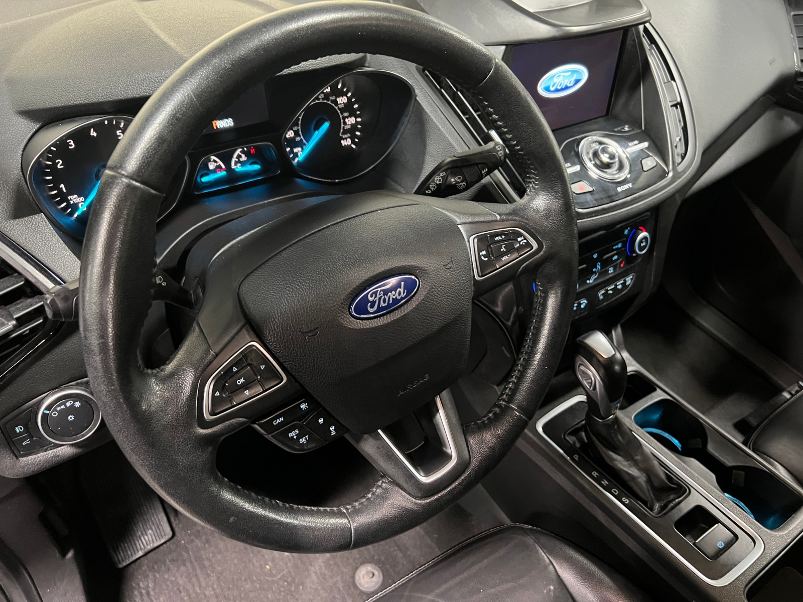 Thumbnail: 2019 Ford Escape - 4