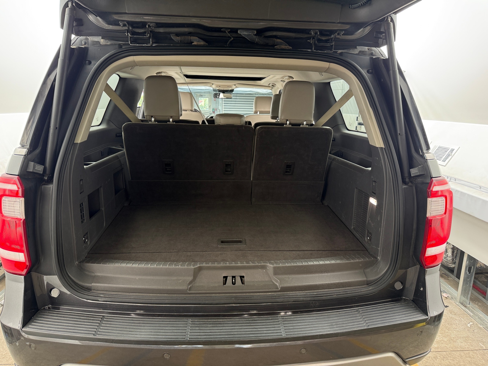 Thumbnail: 2021 Ford Expedition MAX - 7