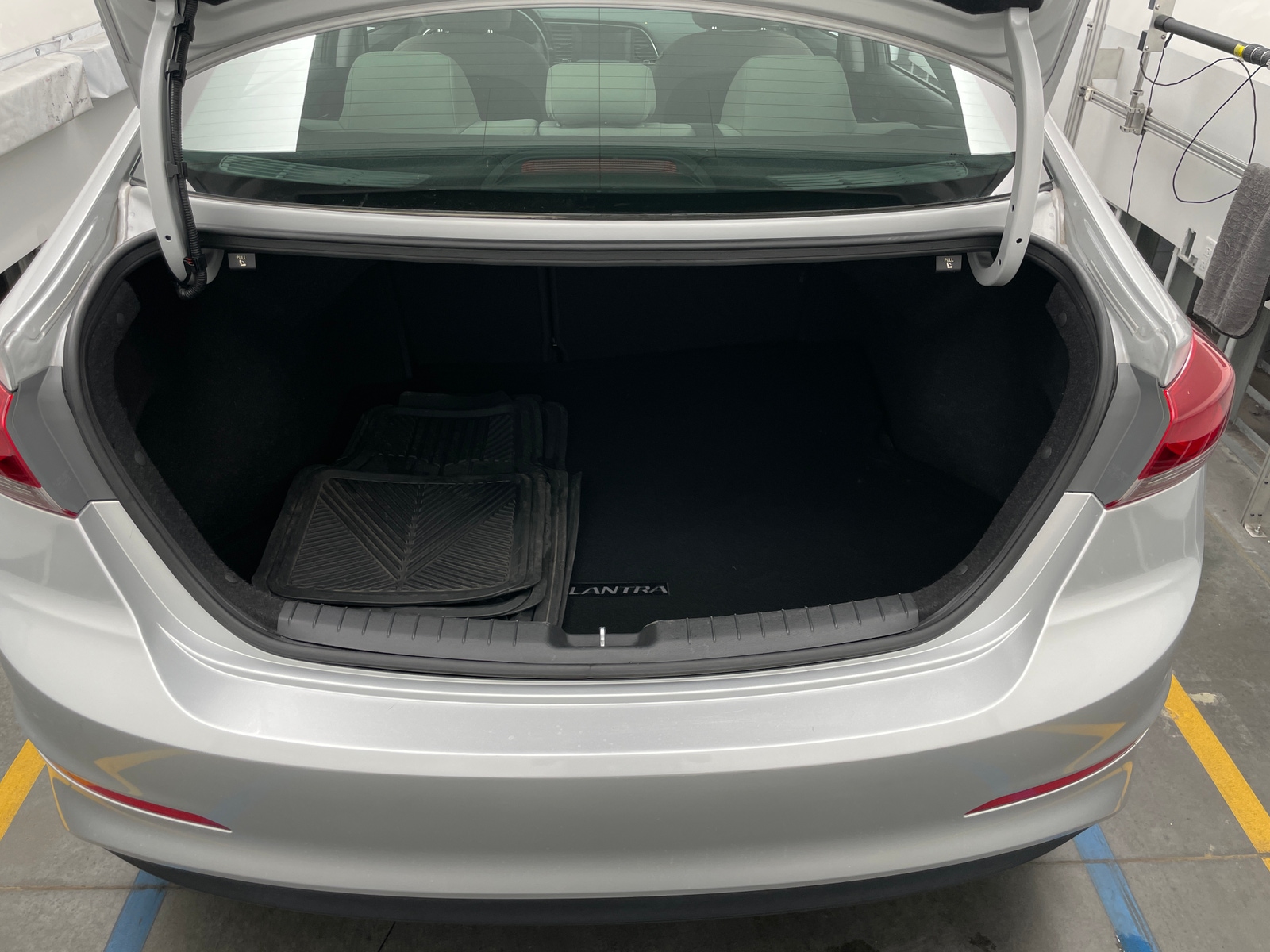 Thumbnail: 2018 Hyundai Elantra - 7