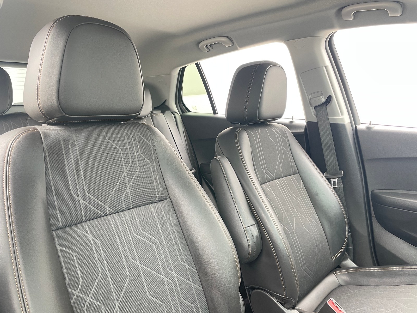 Thumbnail: 2020 Chevrolet Trax - 2