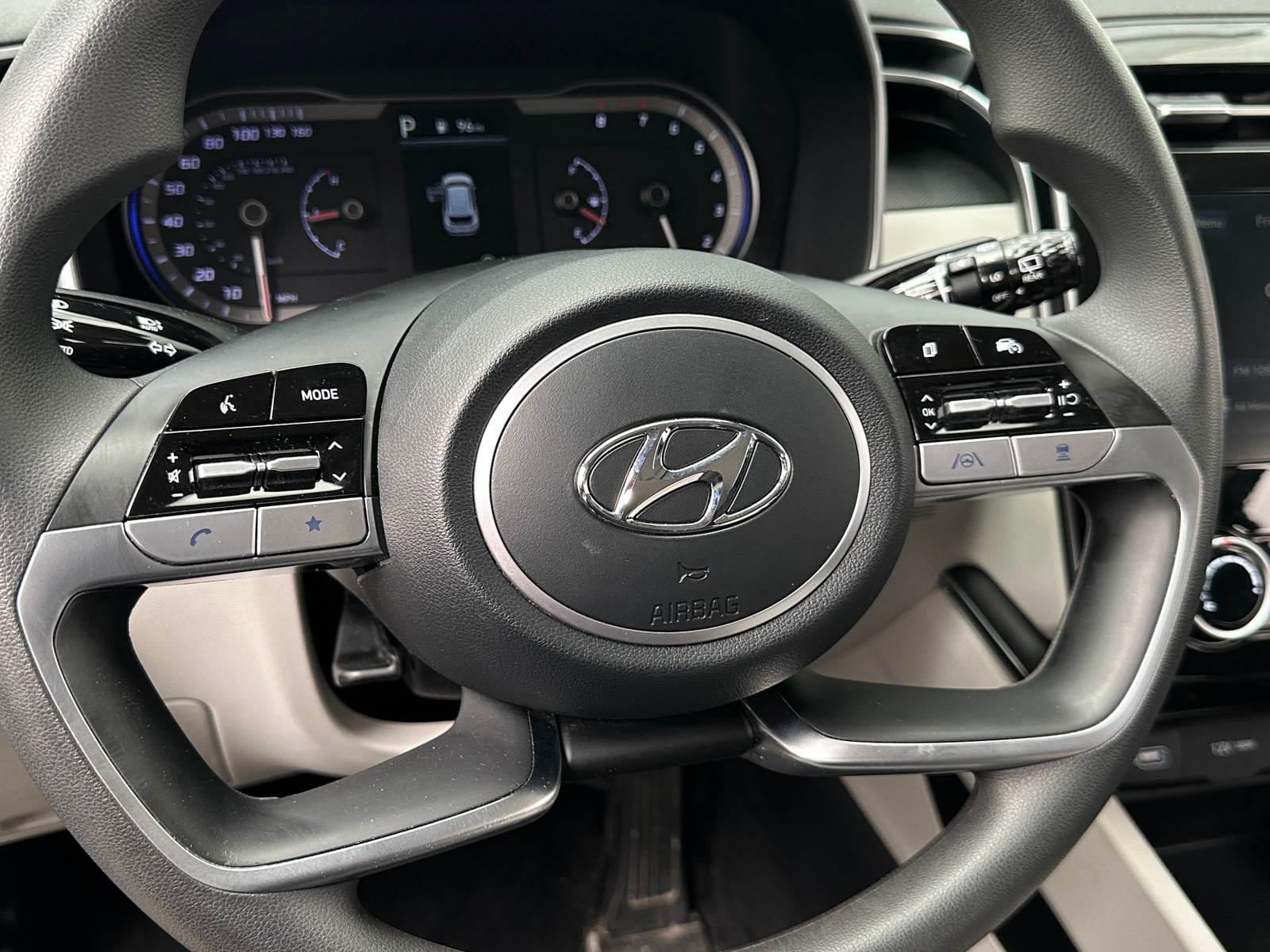 Thumbnail: 2022 Hyundai Tucson - 5