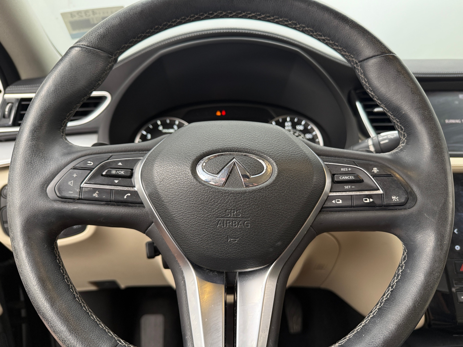 Thumbnail: 2019 INFINITI QX50 - 4