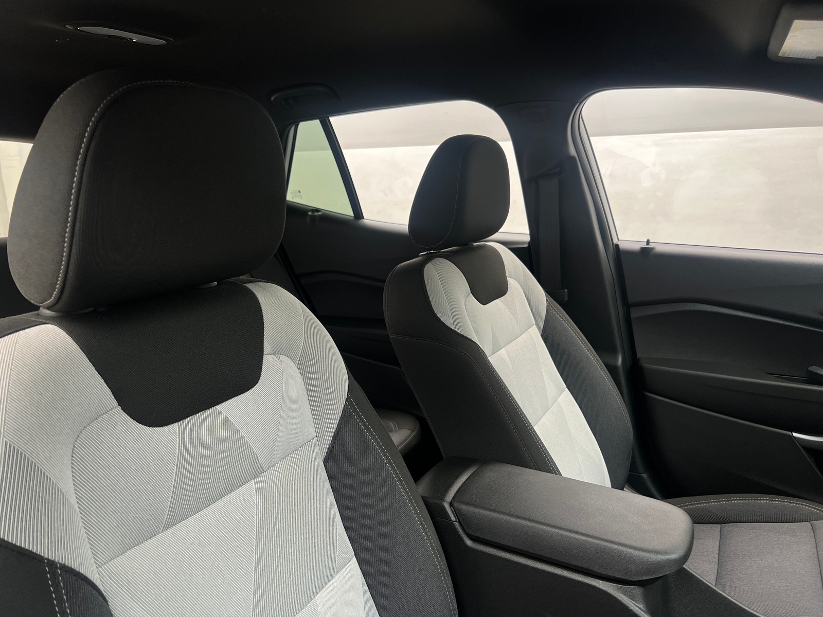 Thumbnail: 2025 Chevrolet Trax - 2