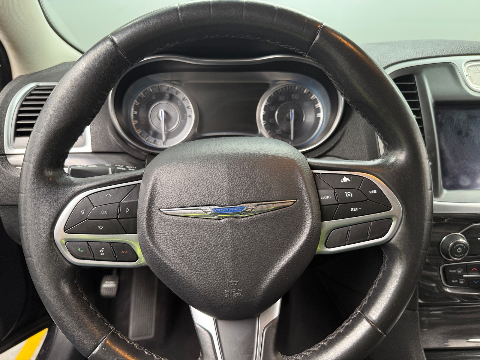 Thumbnail: 2019 Chrysler 300 - 5