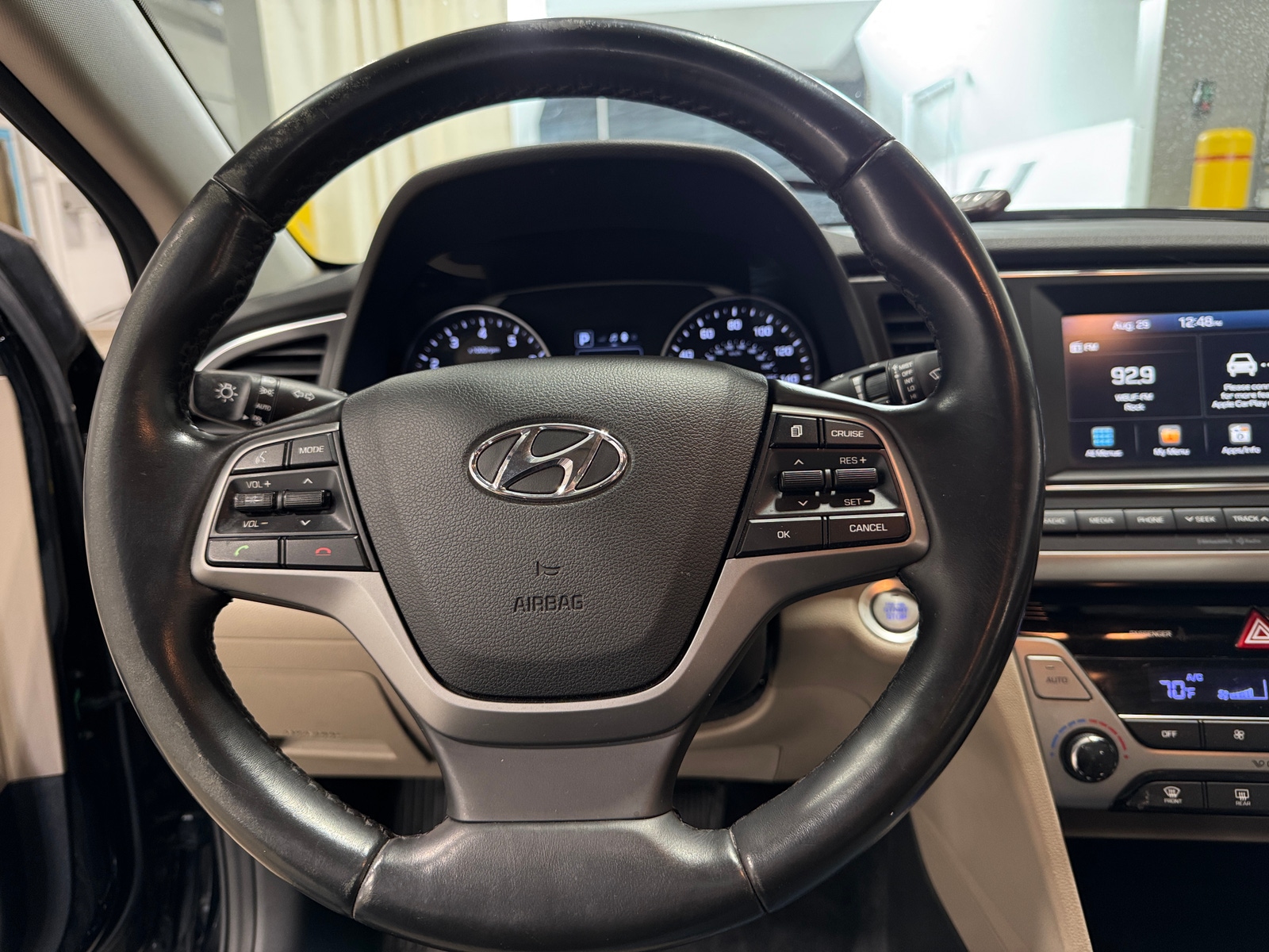 Thumbnail: 2017 Hyundai Elantra - 5