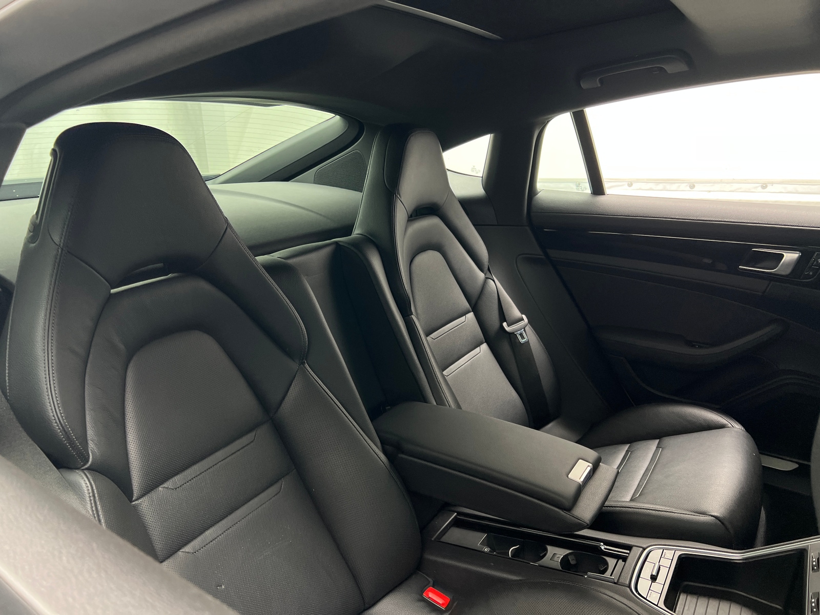 Thumbnail: 2018 Porsche Panamera - 5