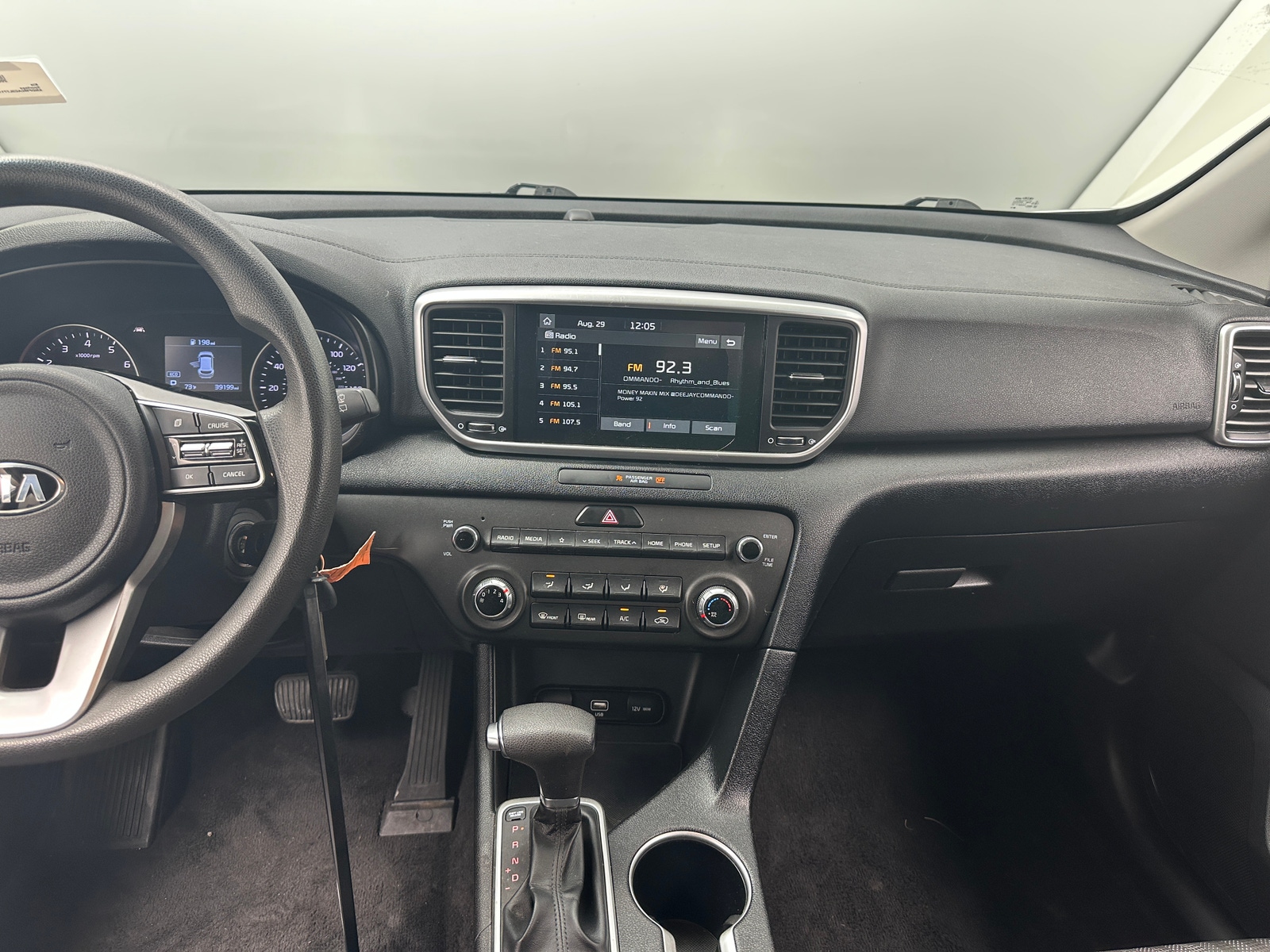 Thumbnail: 2020 Kia Sportage - 3