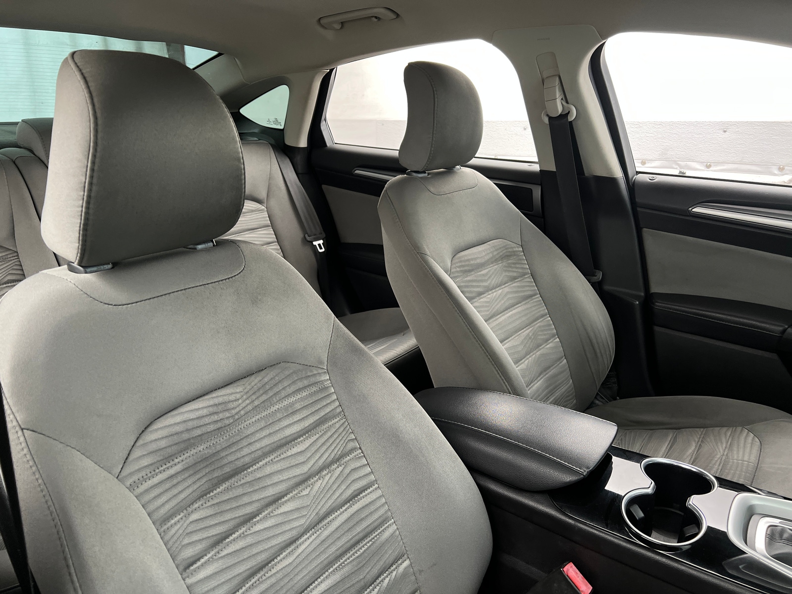 Thumbnail: 2016 Ford Fusion - 2