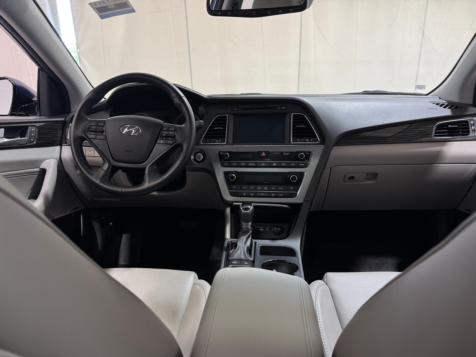 Thumbnail: 2016 Hyundai Sonata - 2