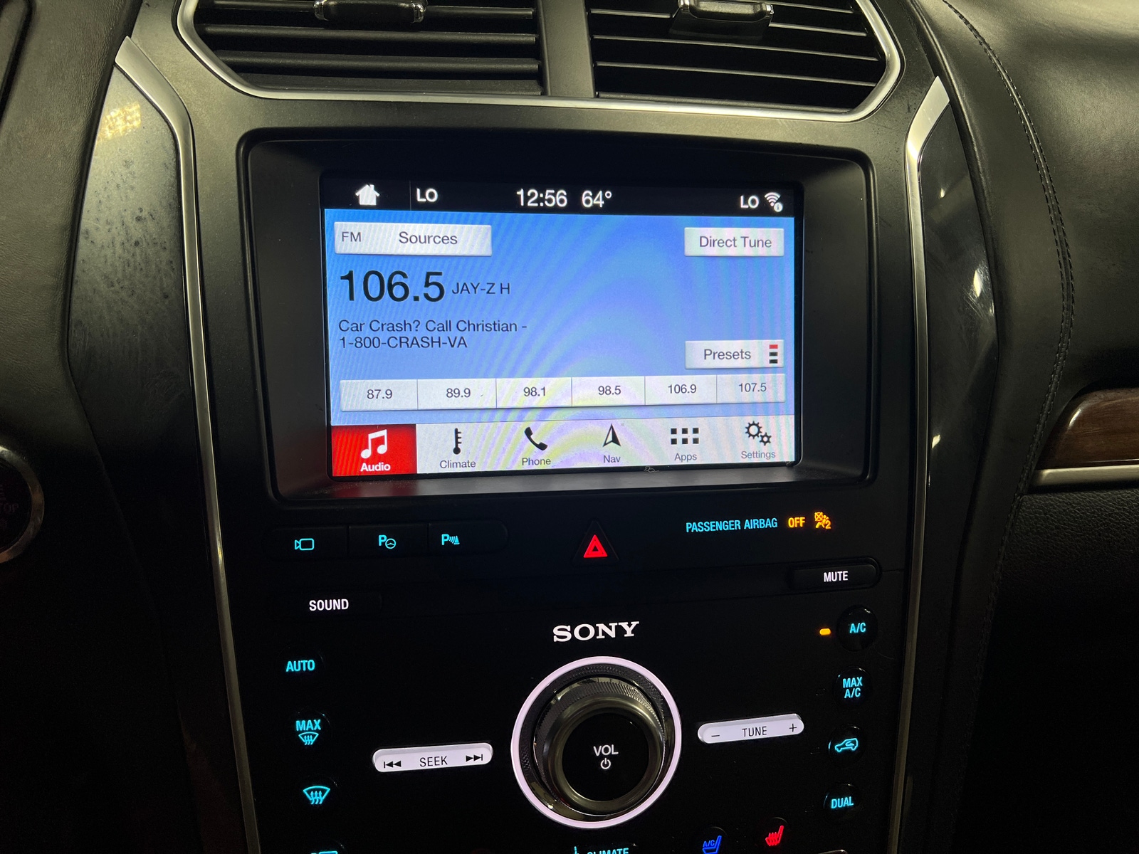 Thumbnail: 2019 Ford Explorer - 3