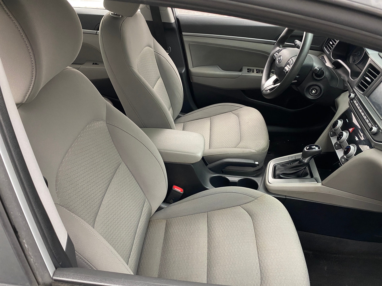 Thumbnail: 2019 Hyundai Elantra - 2