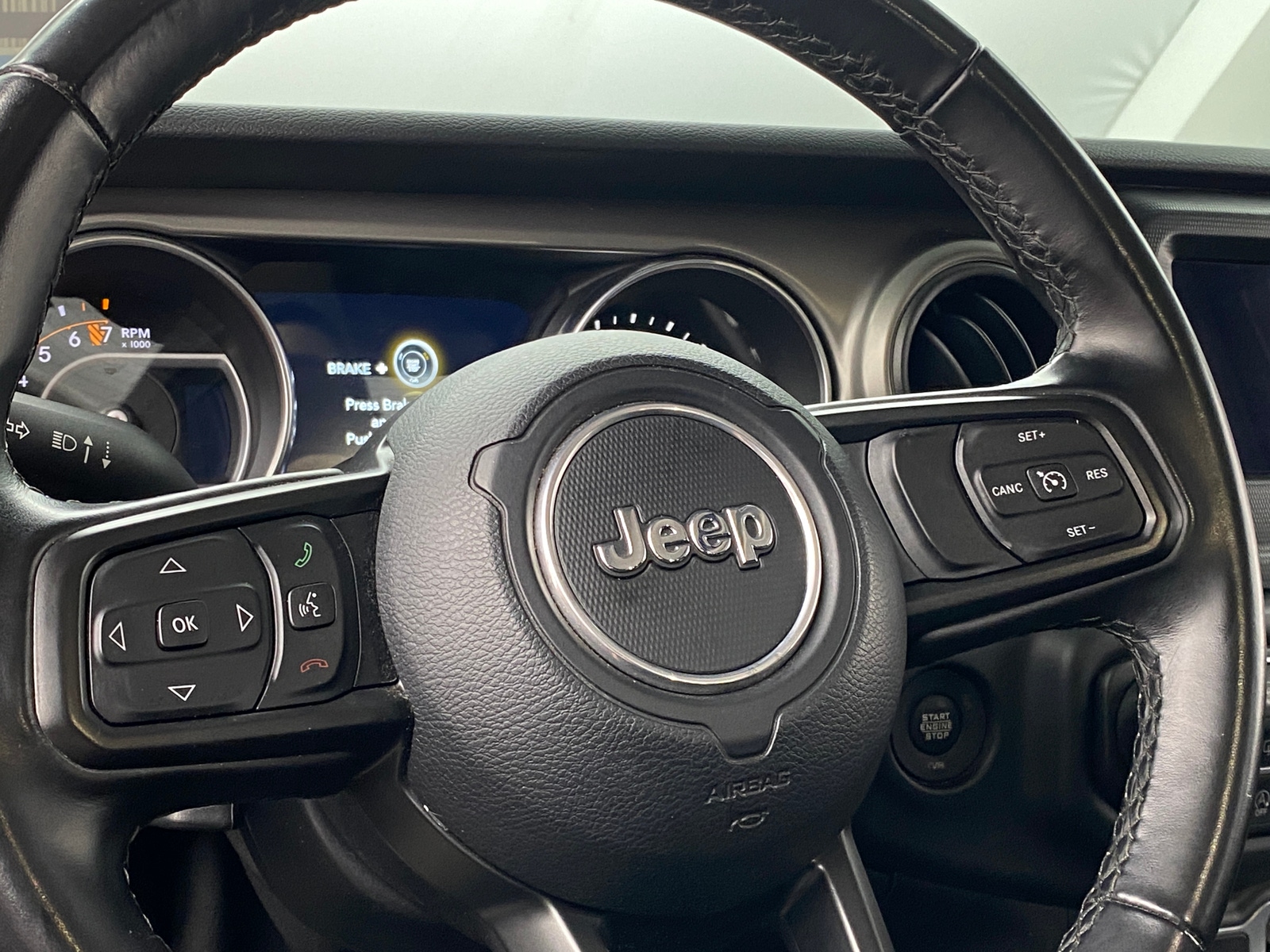 Thumbnail: 2021 Jeep Gladiator - 5