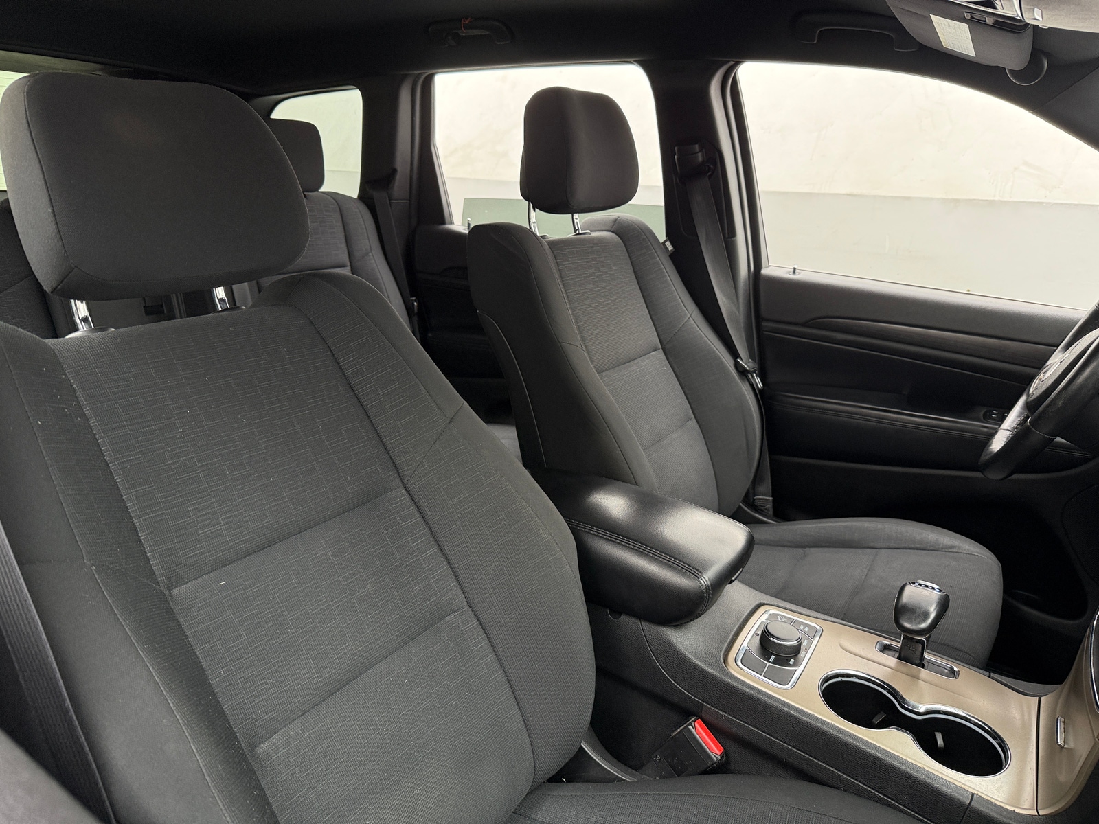 Thumbnail: 2014 Jeep Grand Cherokee - 2