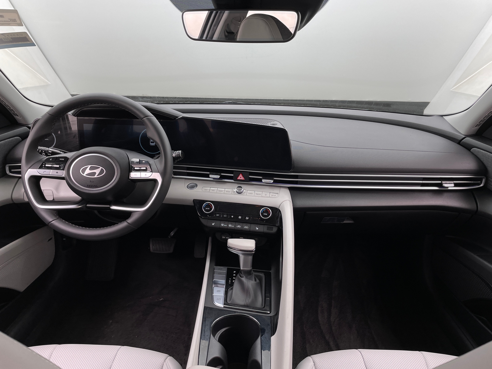 Thumbnail: 2025 Hyundai Elantra - 3