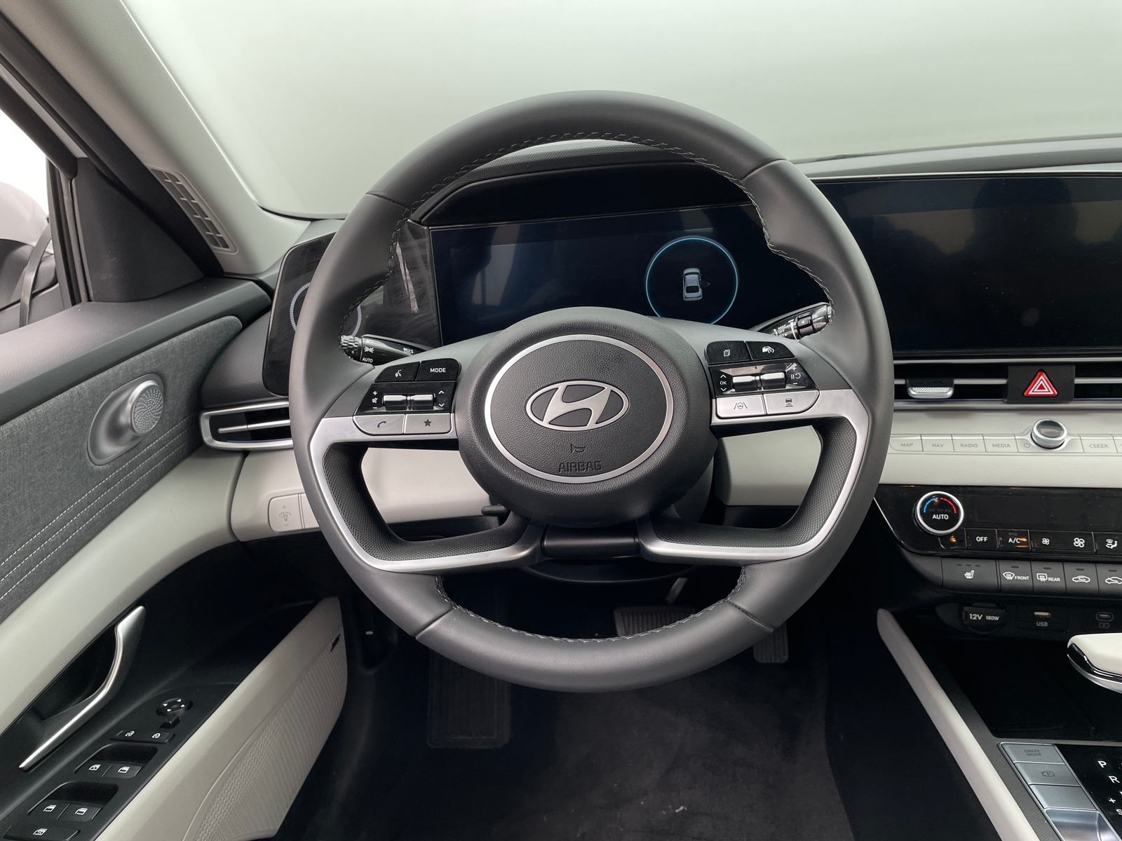 Thumbnail: 2025 Hyundai Elantra - 5