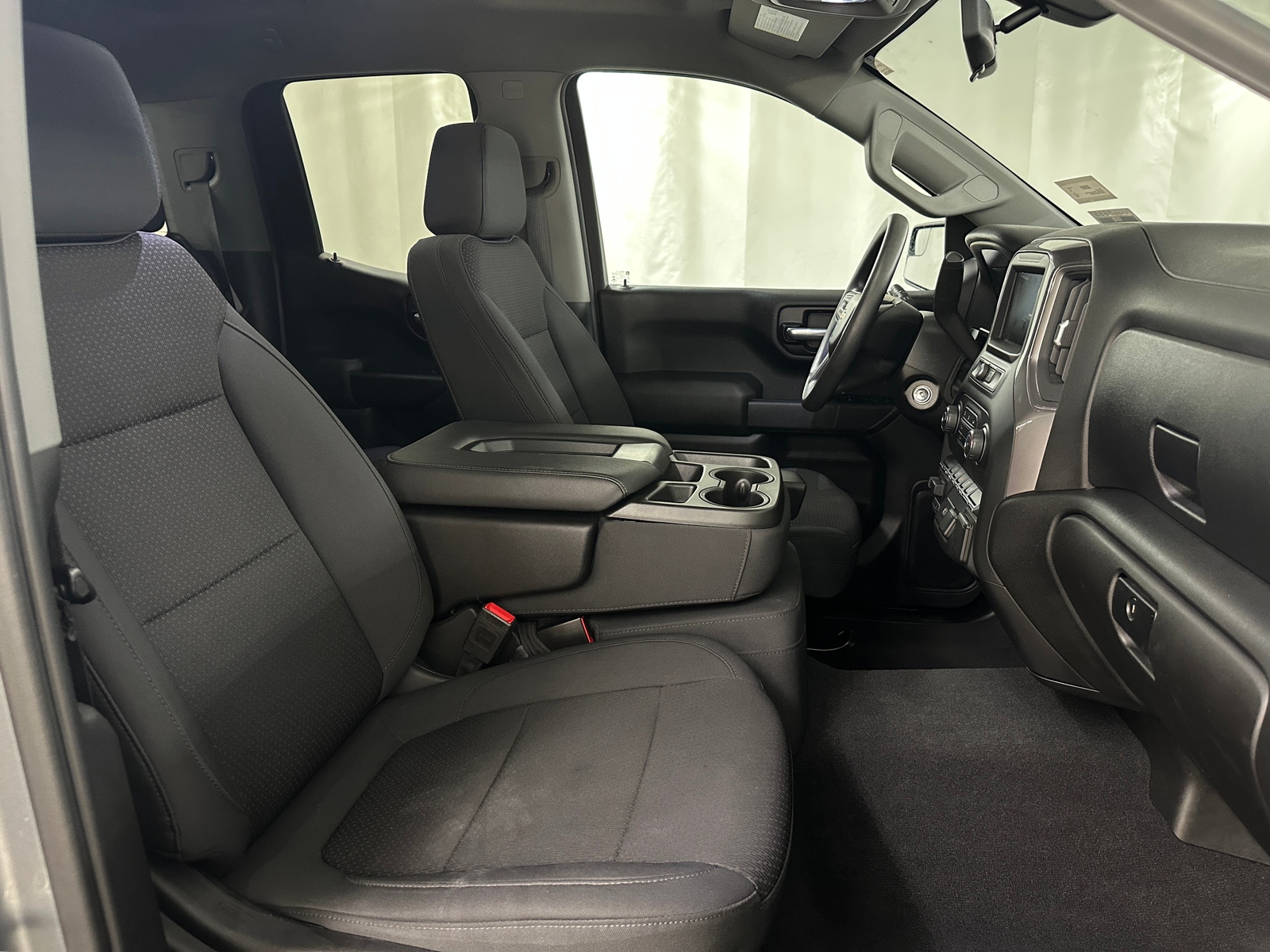 Thumbnail: 2020 Chevrolet Silverado 1500 - 2