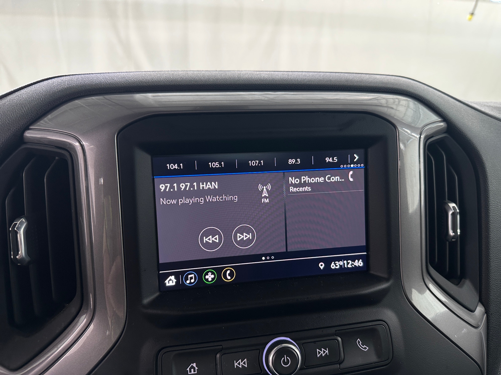 Thumbnail: 2020 Chevrolet Silverado 1500 - 4