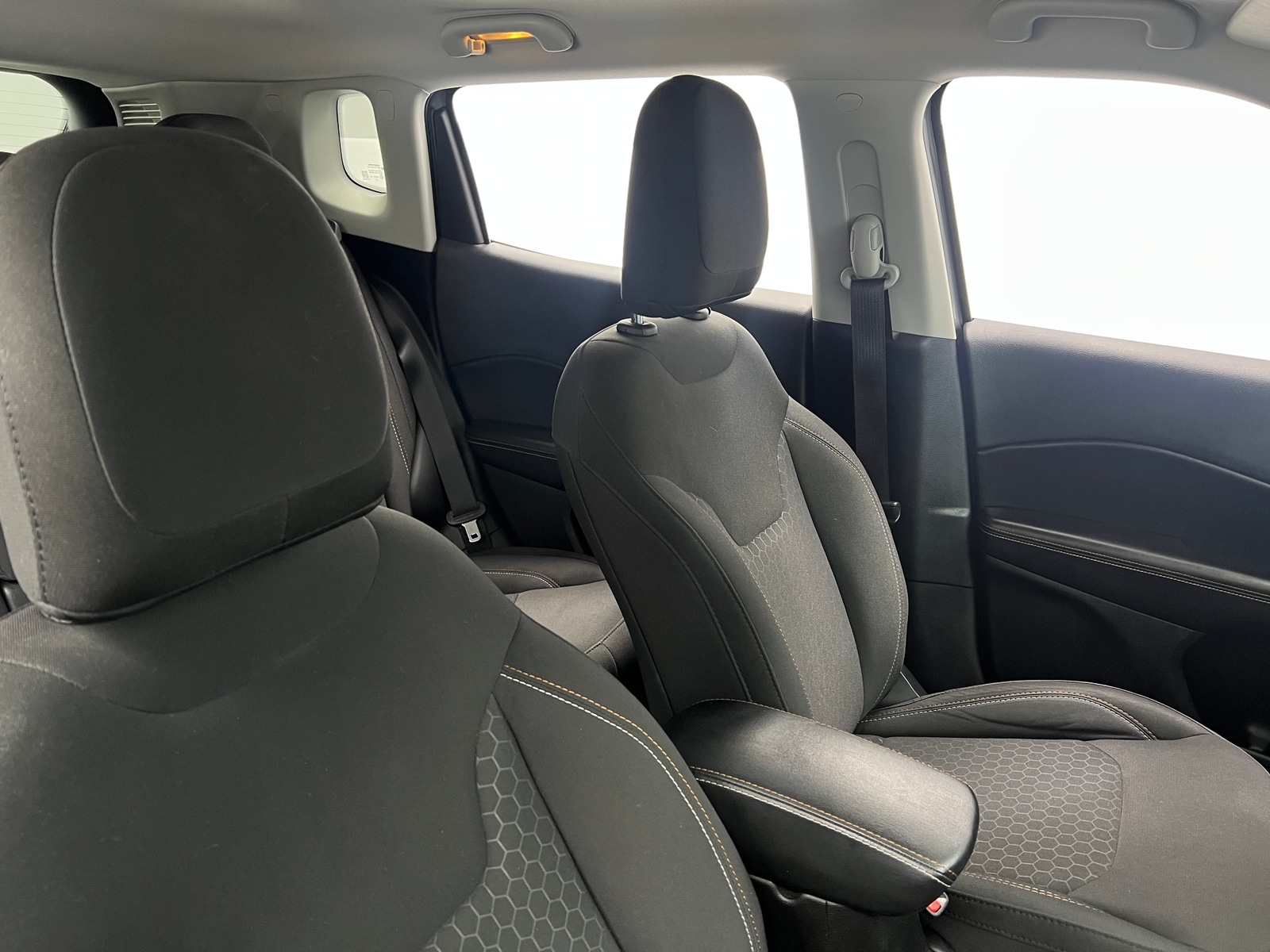 Thumbnail: 2019 Jeep Compass - 2