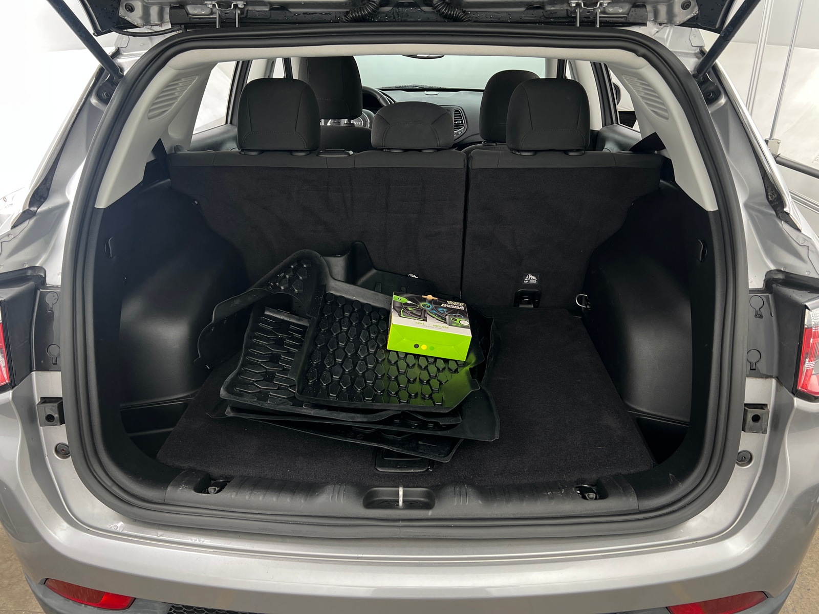 Thumbnail: 2019 Jeep Compass - 7