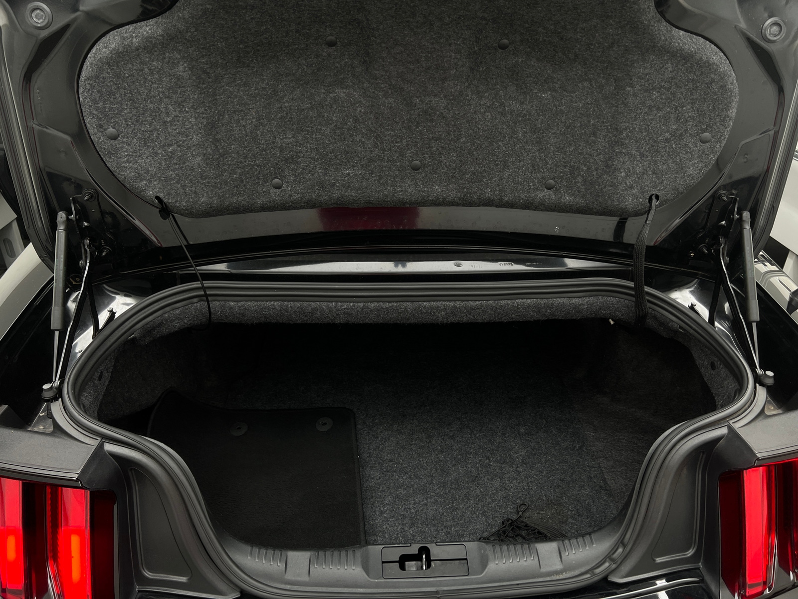 Thumbnail: 2016 Ford Mustang - 7