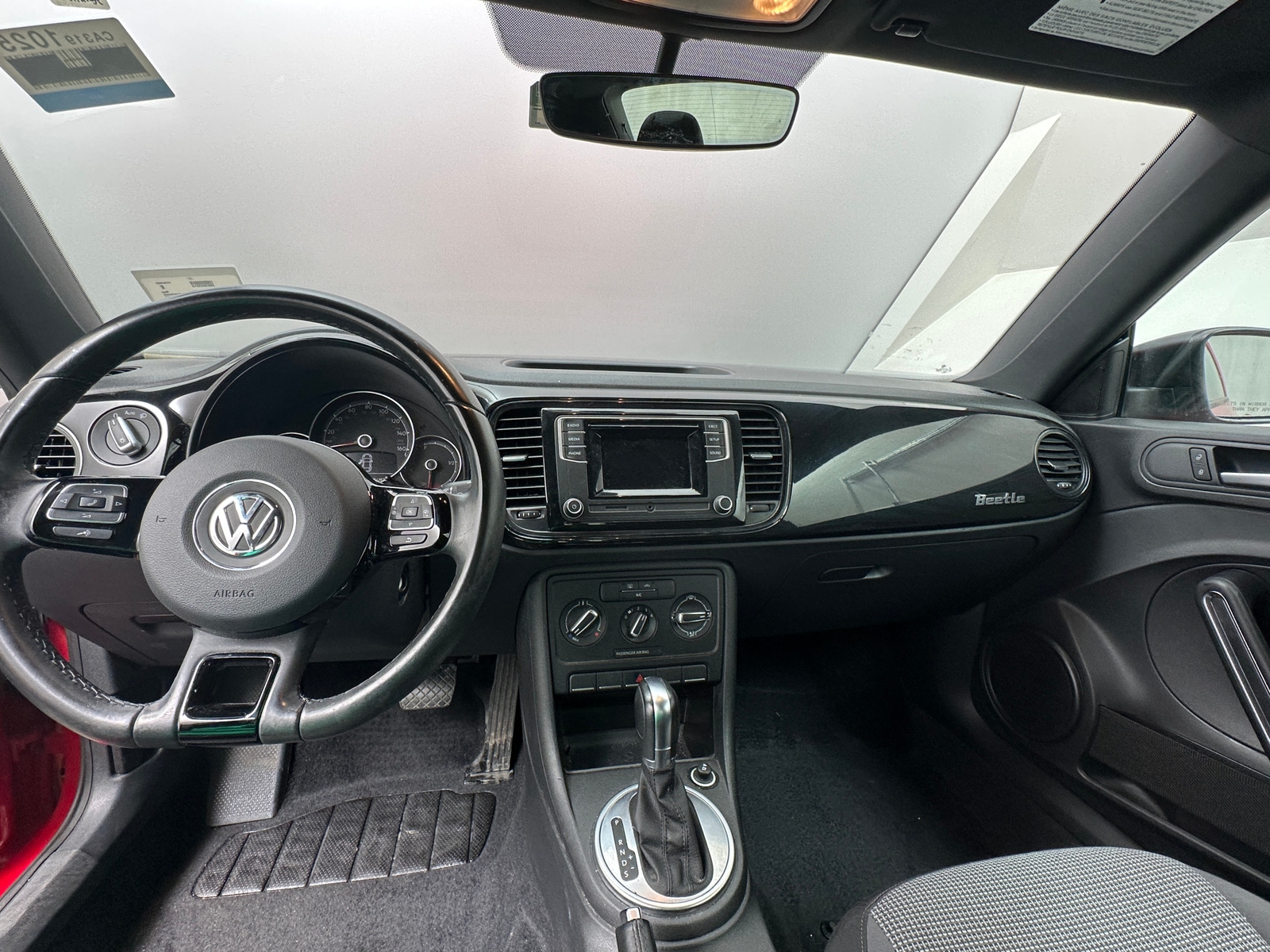 Thumbnail: 2017 Volkswagen Beetle - 3