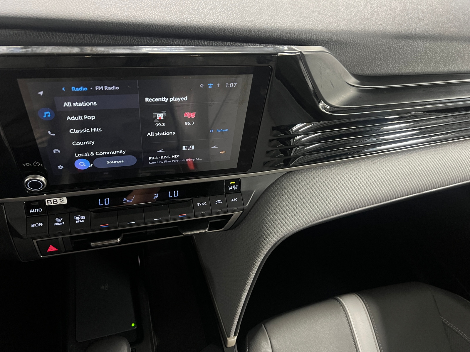 Thumbnail: 2025 Toyota Camry - 3