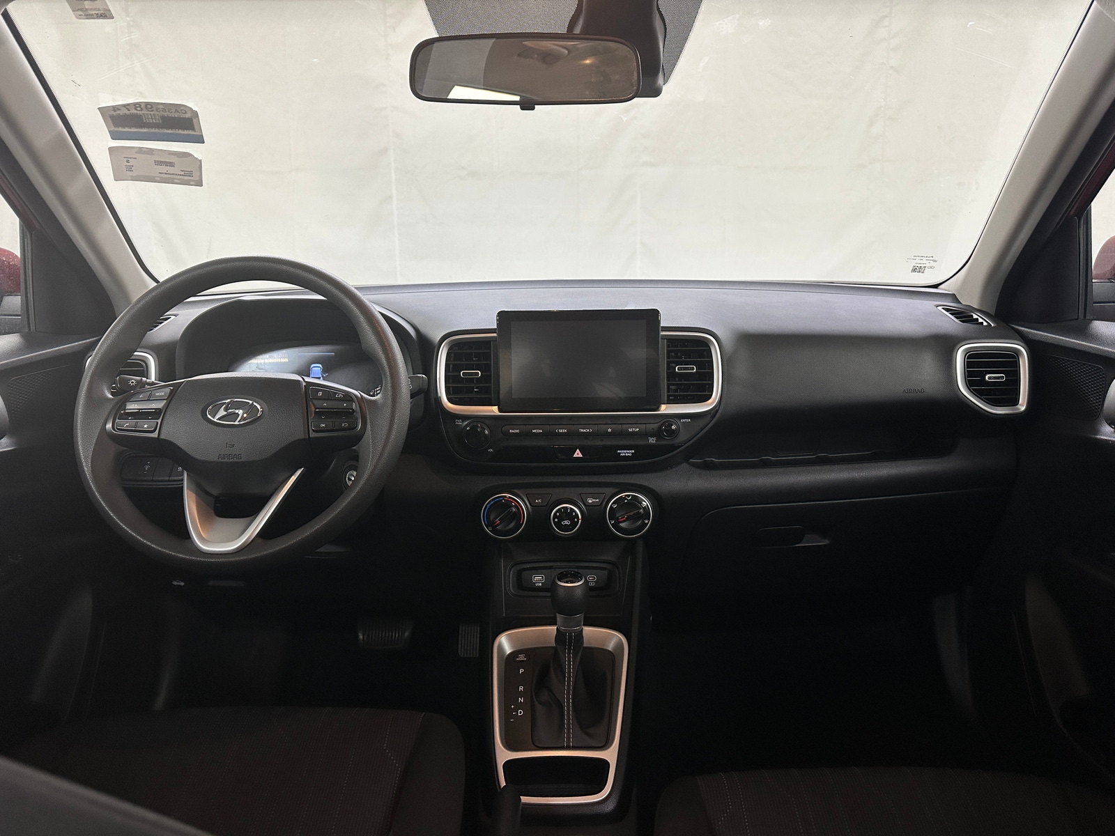 Thumbnail: 2024 Hyundai Venue - 3