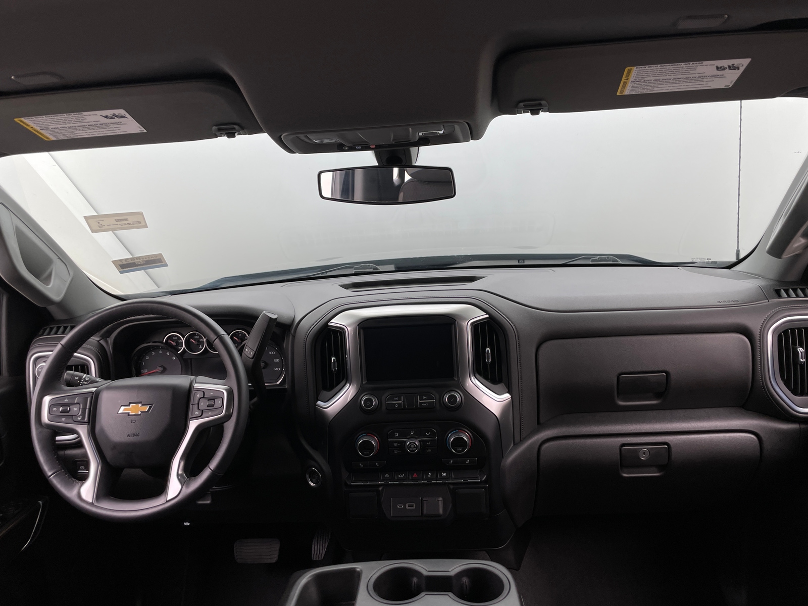 Thumbnail: 2022 Chevrolet Silverado 1500 - 3