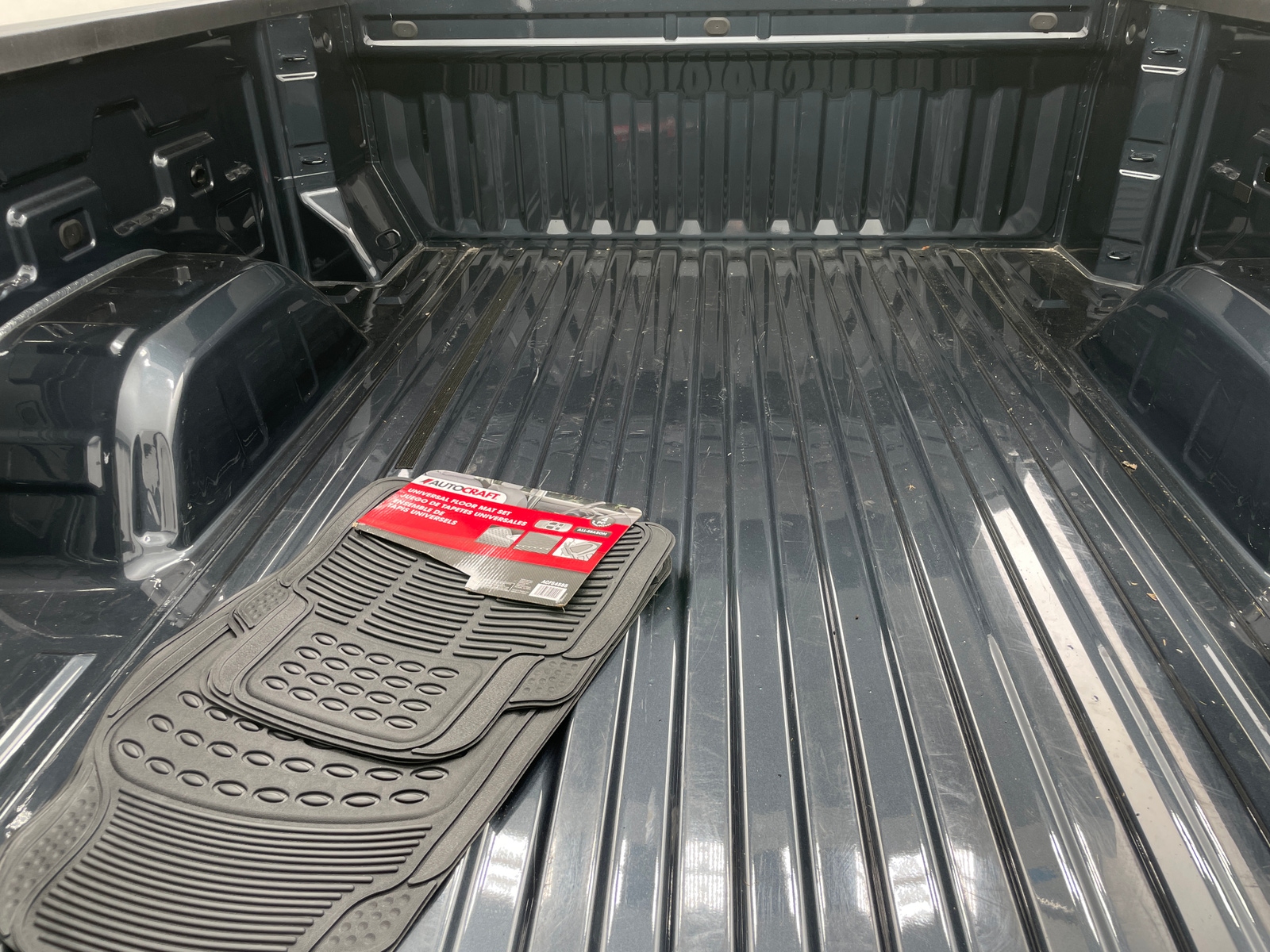 Thumbnail: 2022 Chevrolet Silverado 1500 - 7