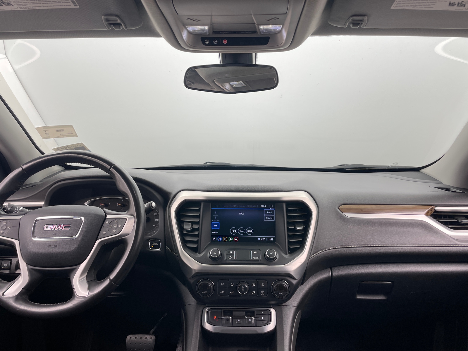 Thumbnail: 2020 GMC Acadia - 3