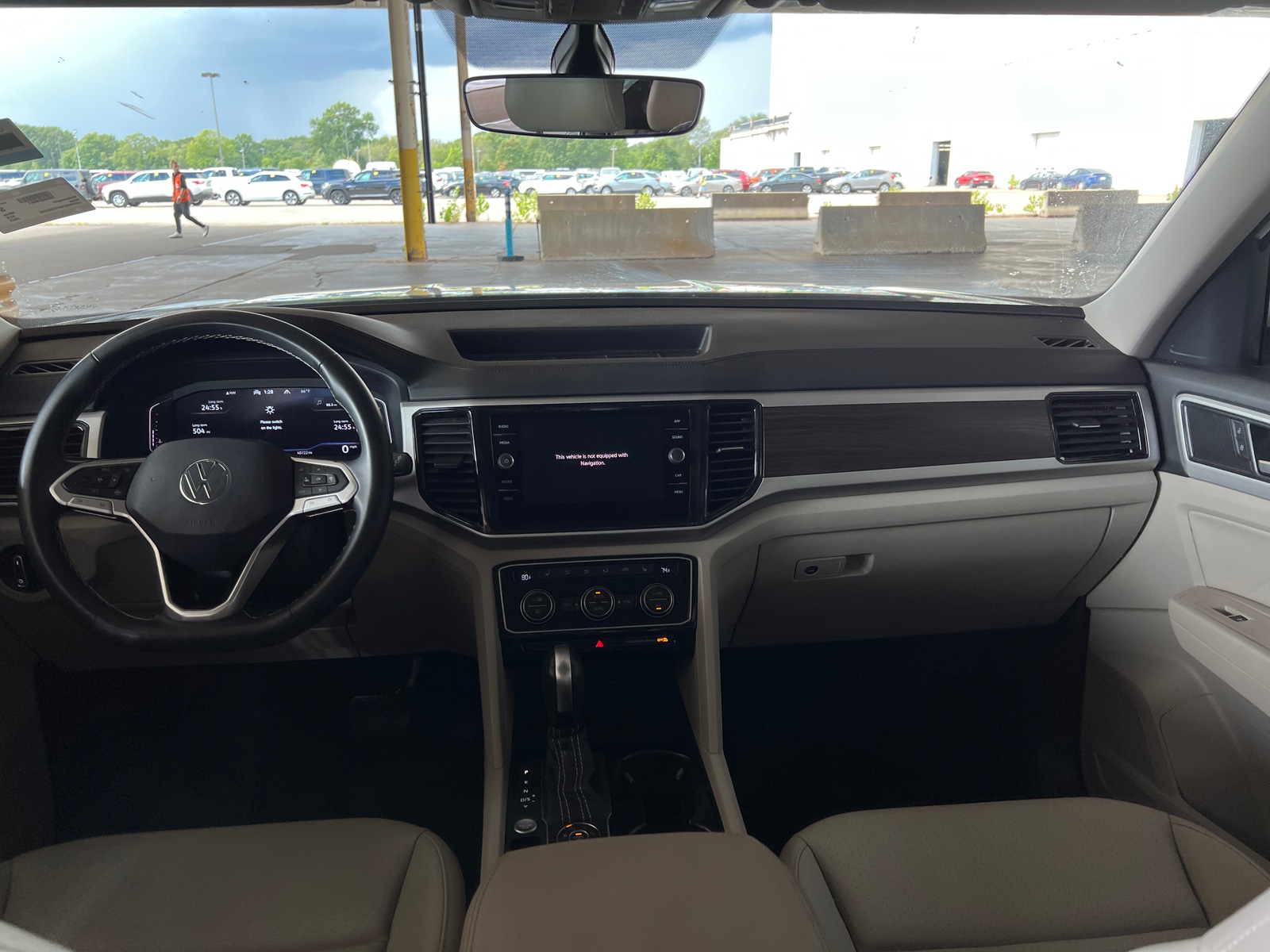Thumbnail: 2023 Volkswagen Atlas - 2