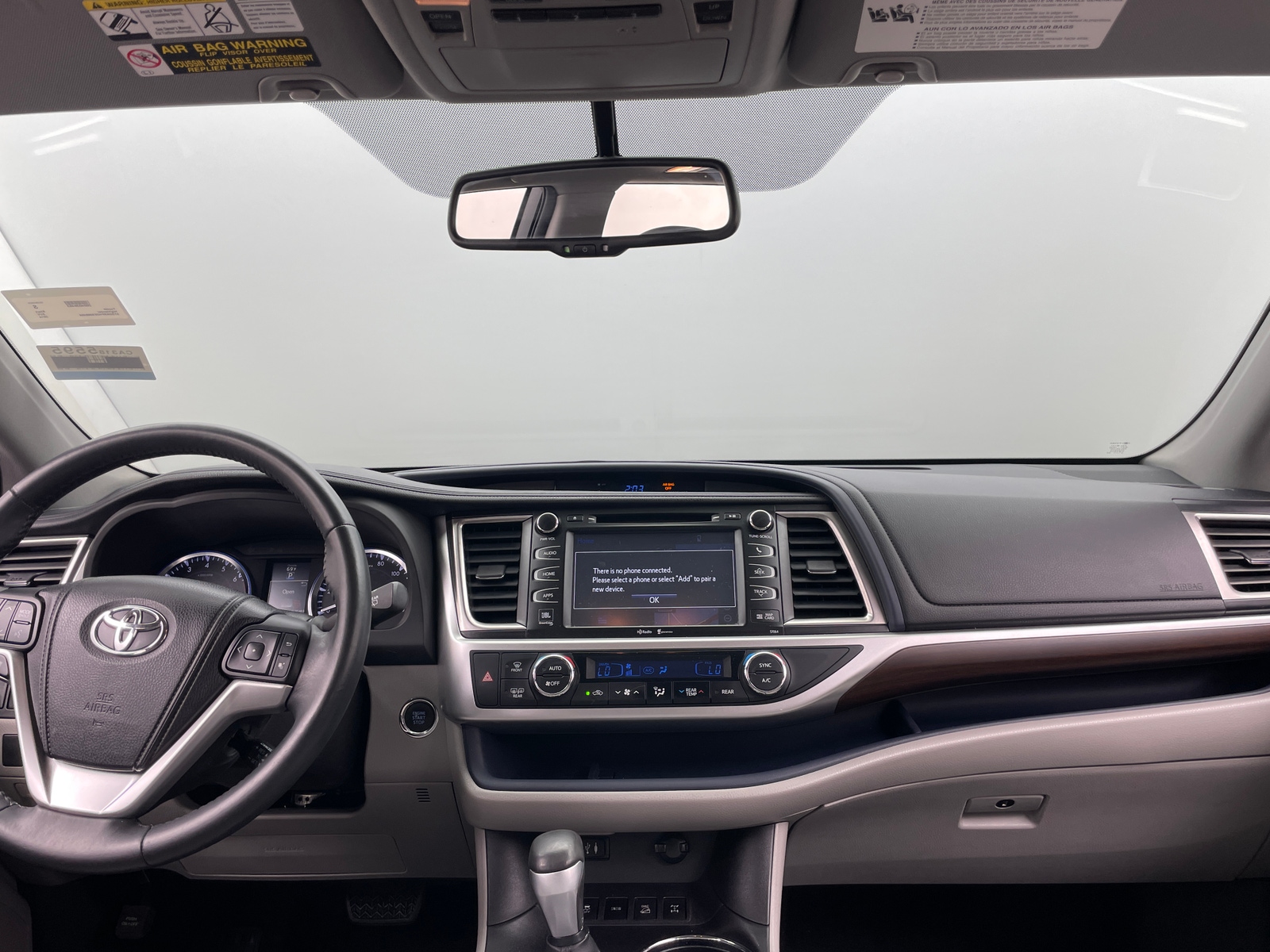 Thumbnail: 2014 Toyota Highlander - 2