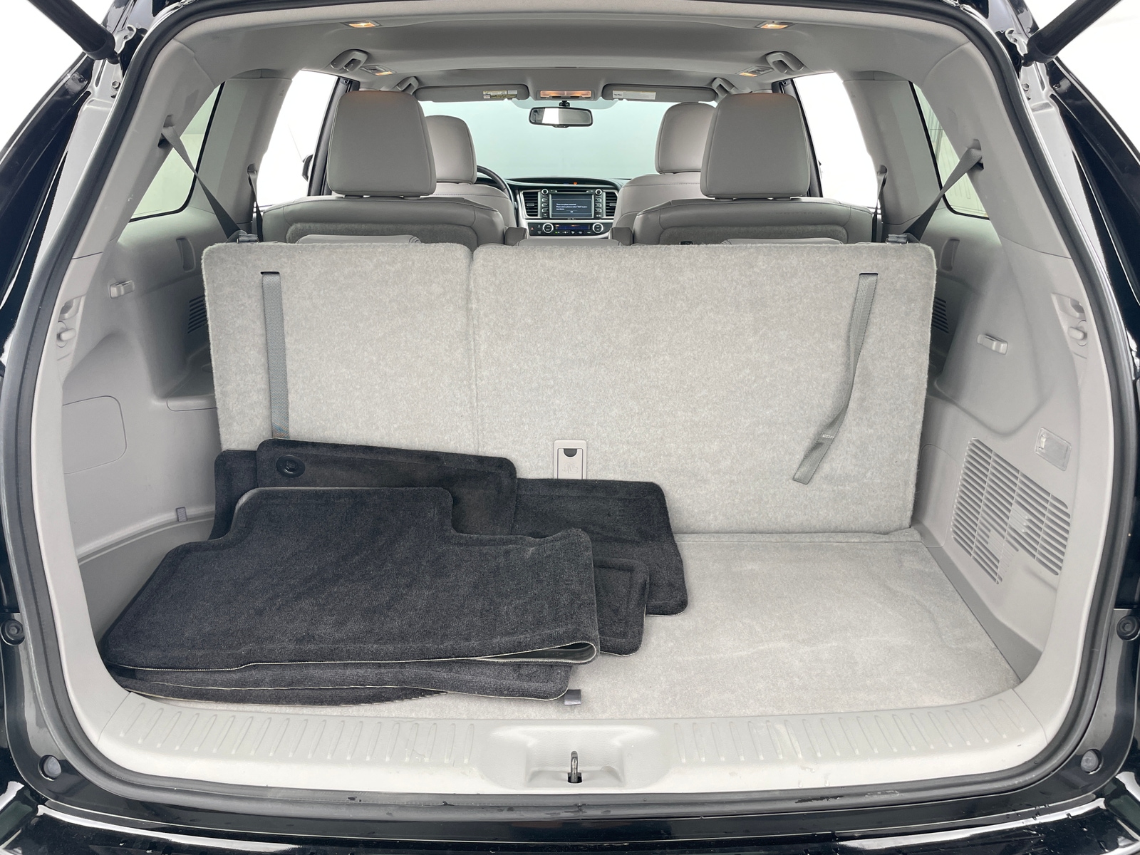 Thumbnail: 2014 Toyota Highlander - 6