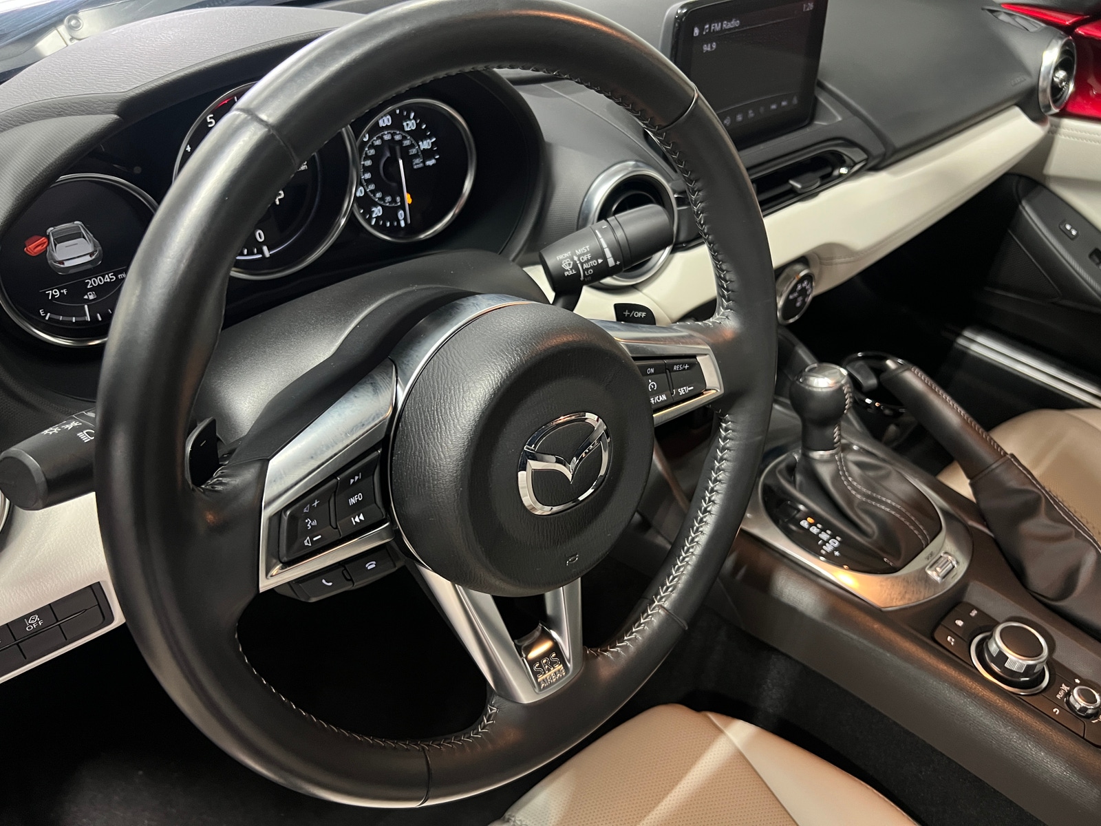 Thumbnail: 2021 Mazda MX-5 Miata - 4