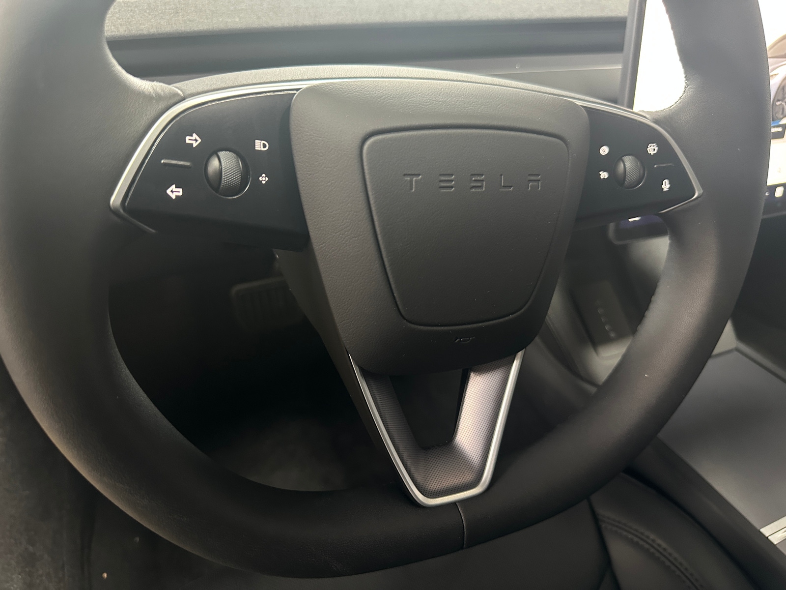 Thumbnail: 2025 Tesla Model 3 - 4