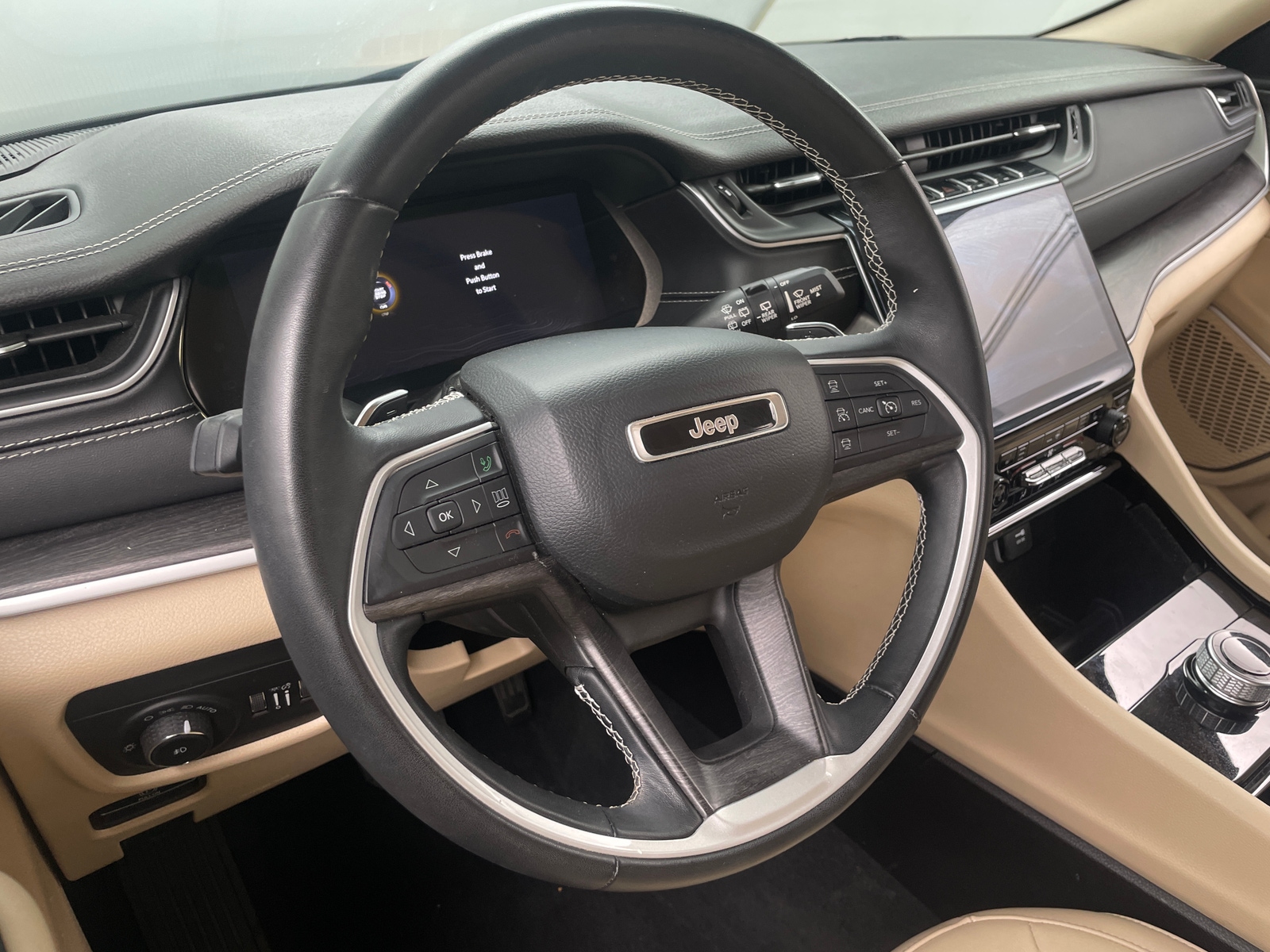Thumbnail: 2022 Jeep Grand Cherokee - 4