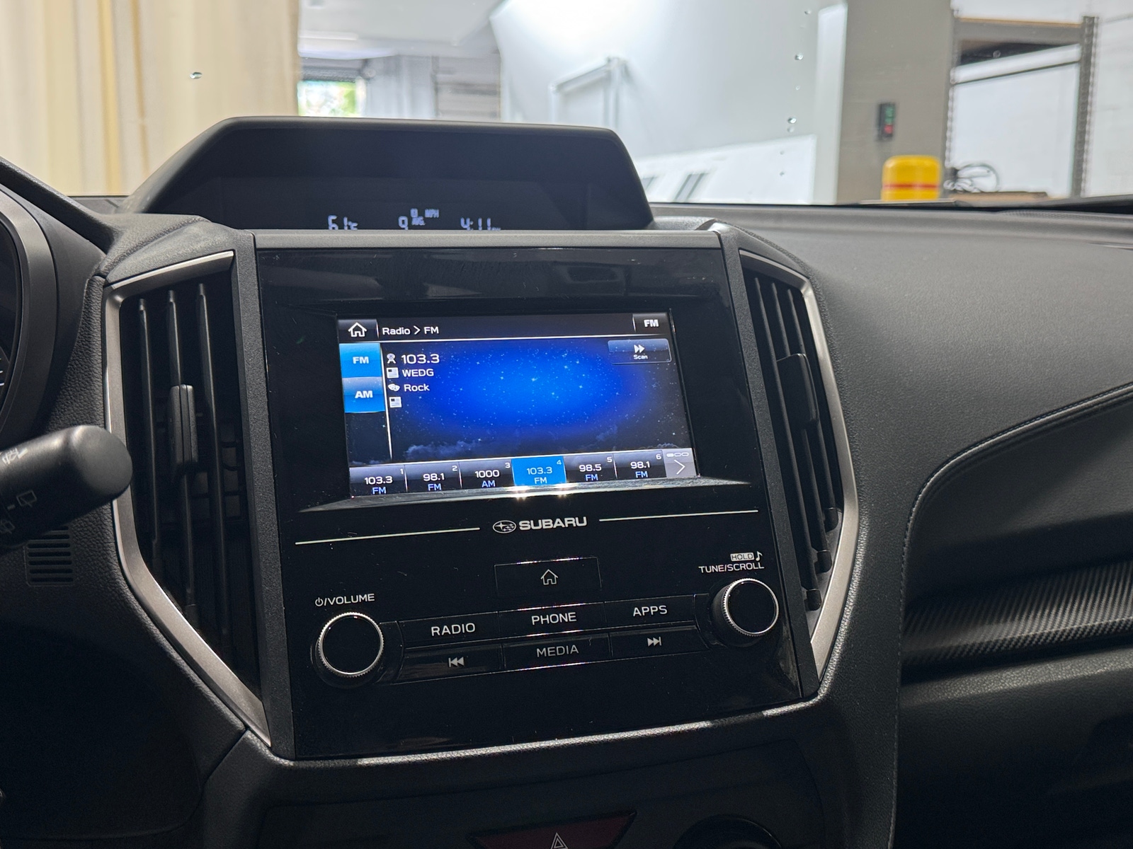 Thumbnail: 2018 Subaru Crosstrek - 4