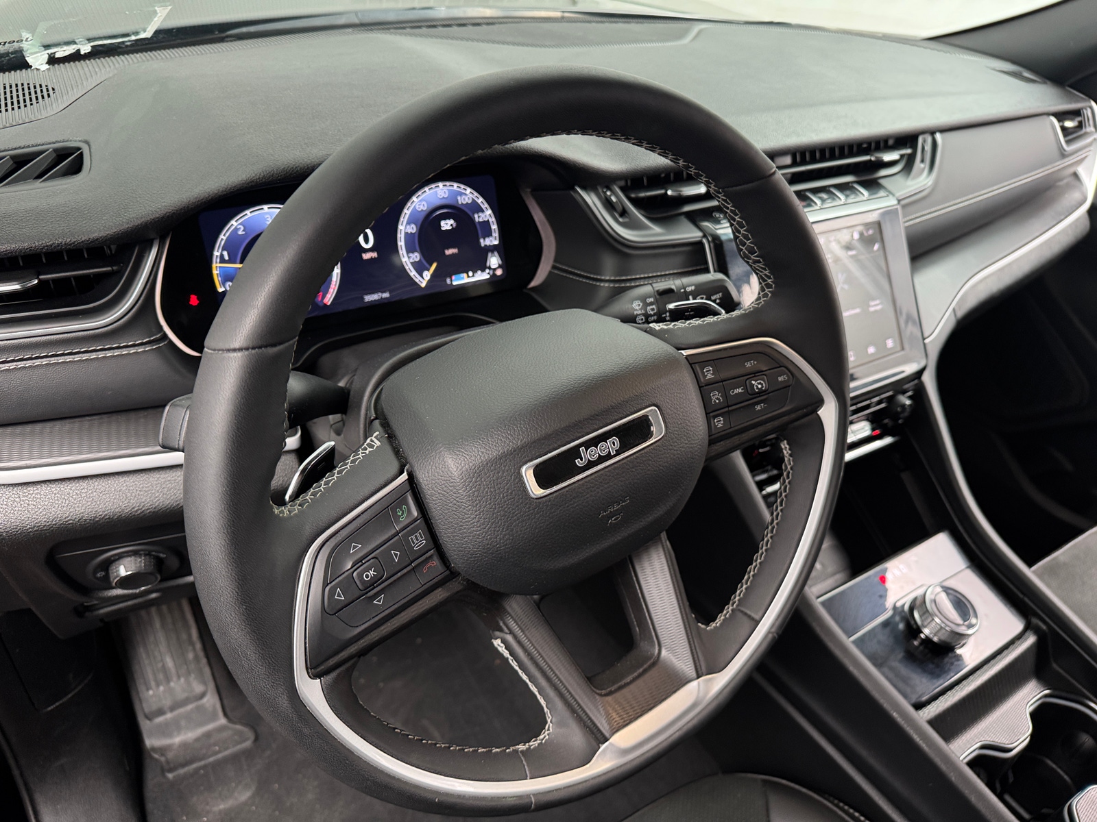 Thumbnail: 2024 Jeep Grand Cherokee - 2