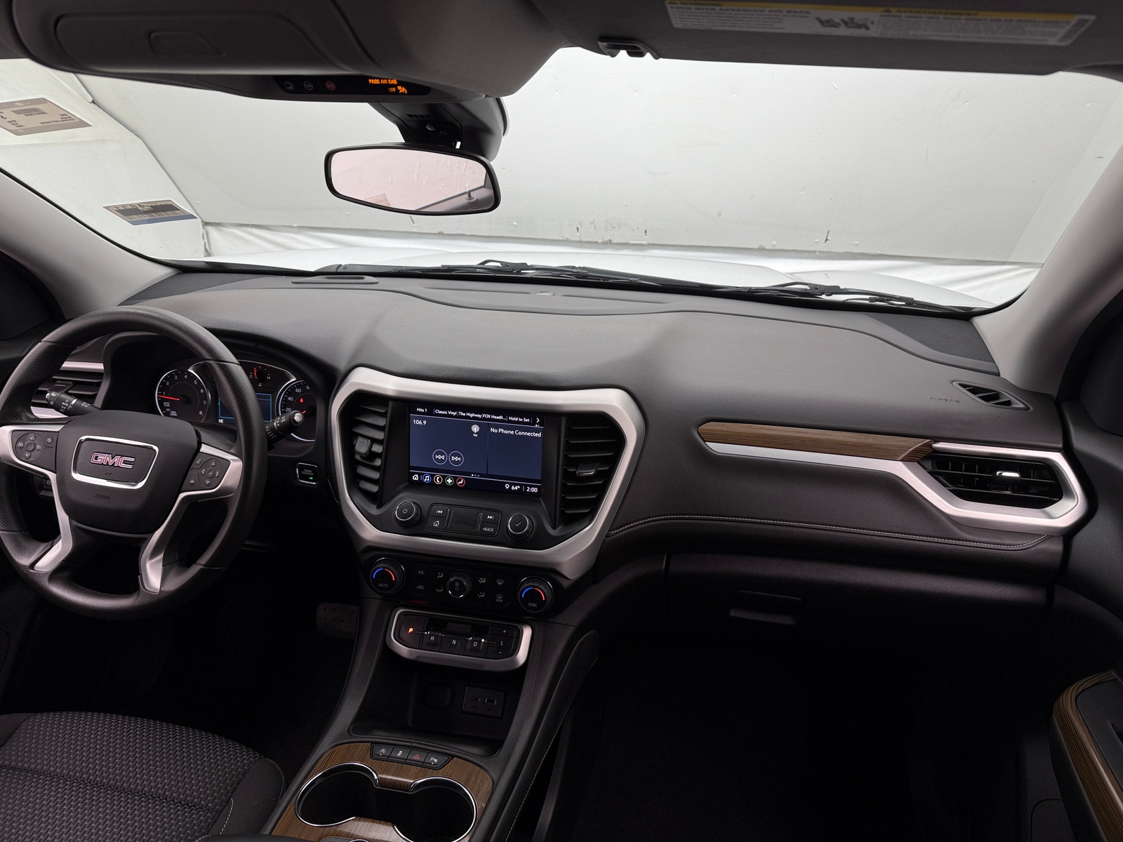 Thumbnail: 2023 GMC Acadia - 3