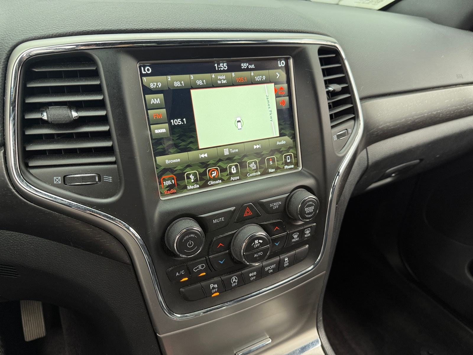 Thumbnail: 2018 Jeep Grand Cherokee - 3