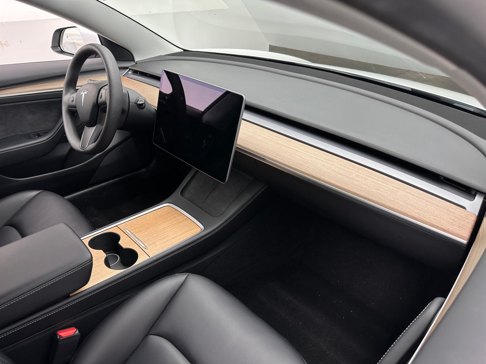 Thumbnail: 2021 Tesla Model 3 - 2