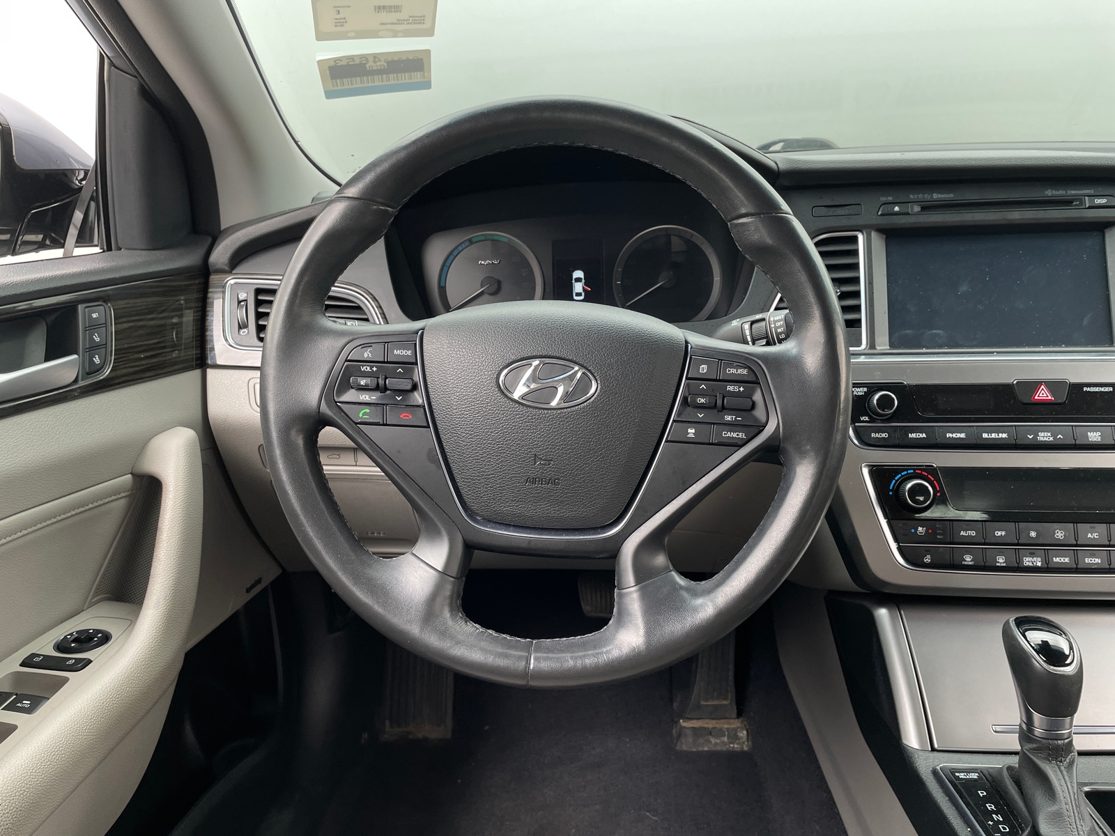 Thumbnail: 2016 Hyundai Sonata - 4